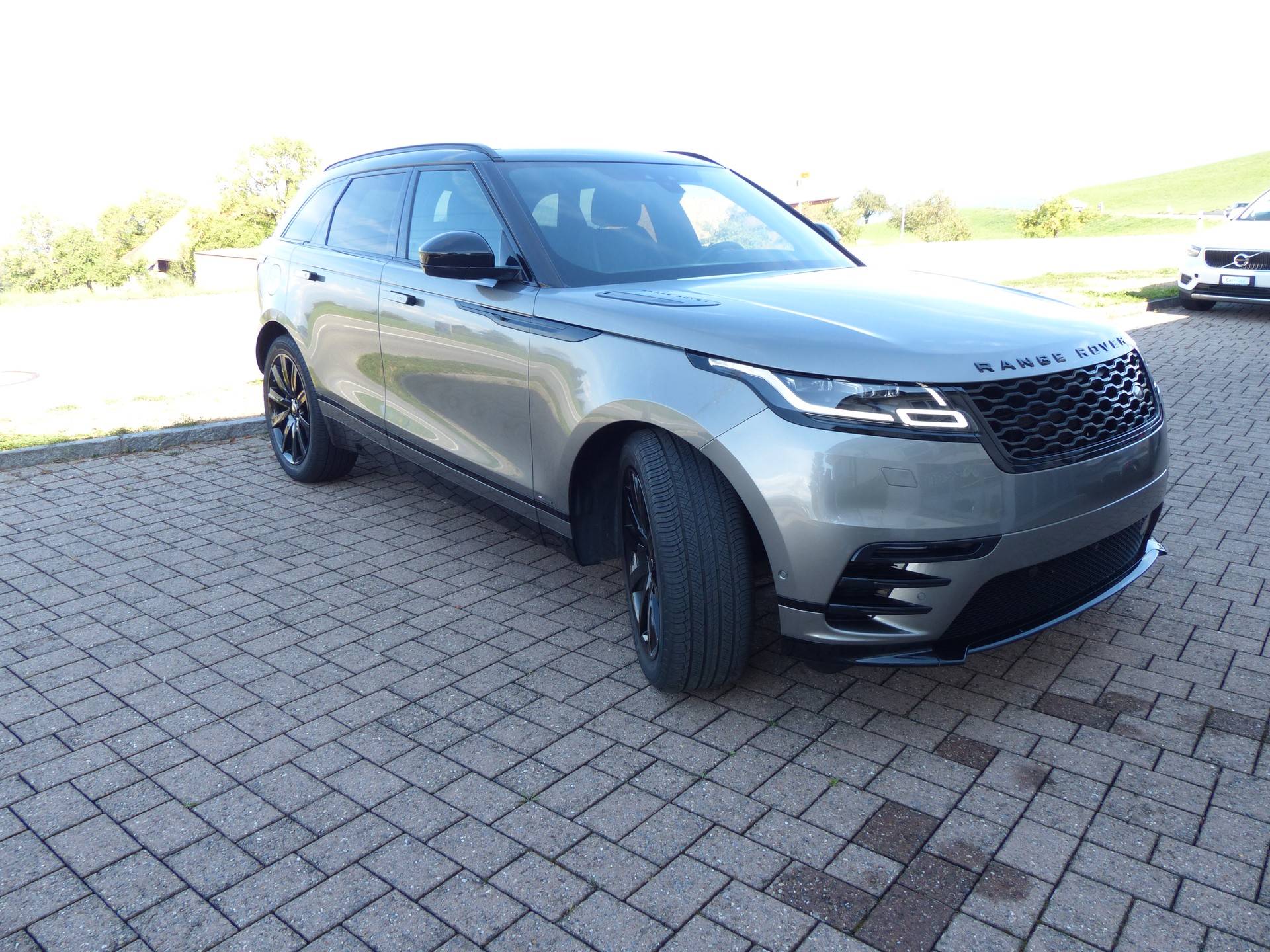 LAND ROVER Range Rover Velar R-Dynamic P 300 SE Automatic-image-27
