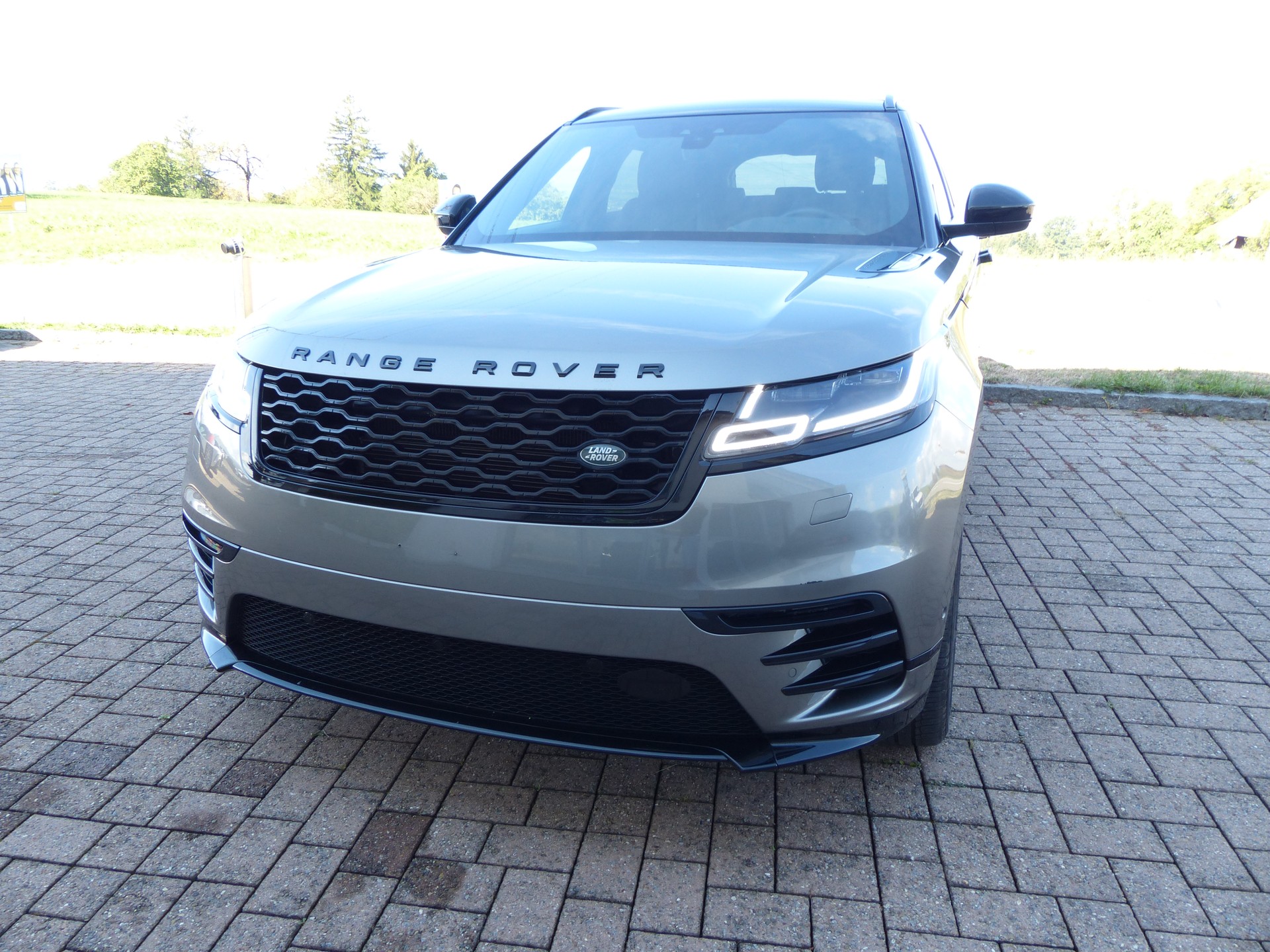 LAND ROVER Range Rover Velar R-Dynamic P 300 SE Automatic-image-29