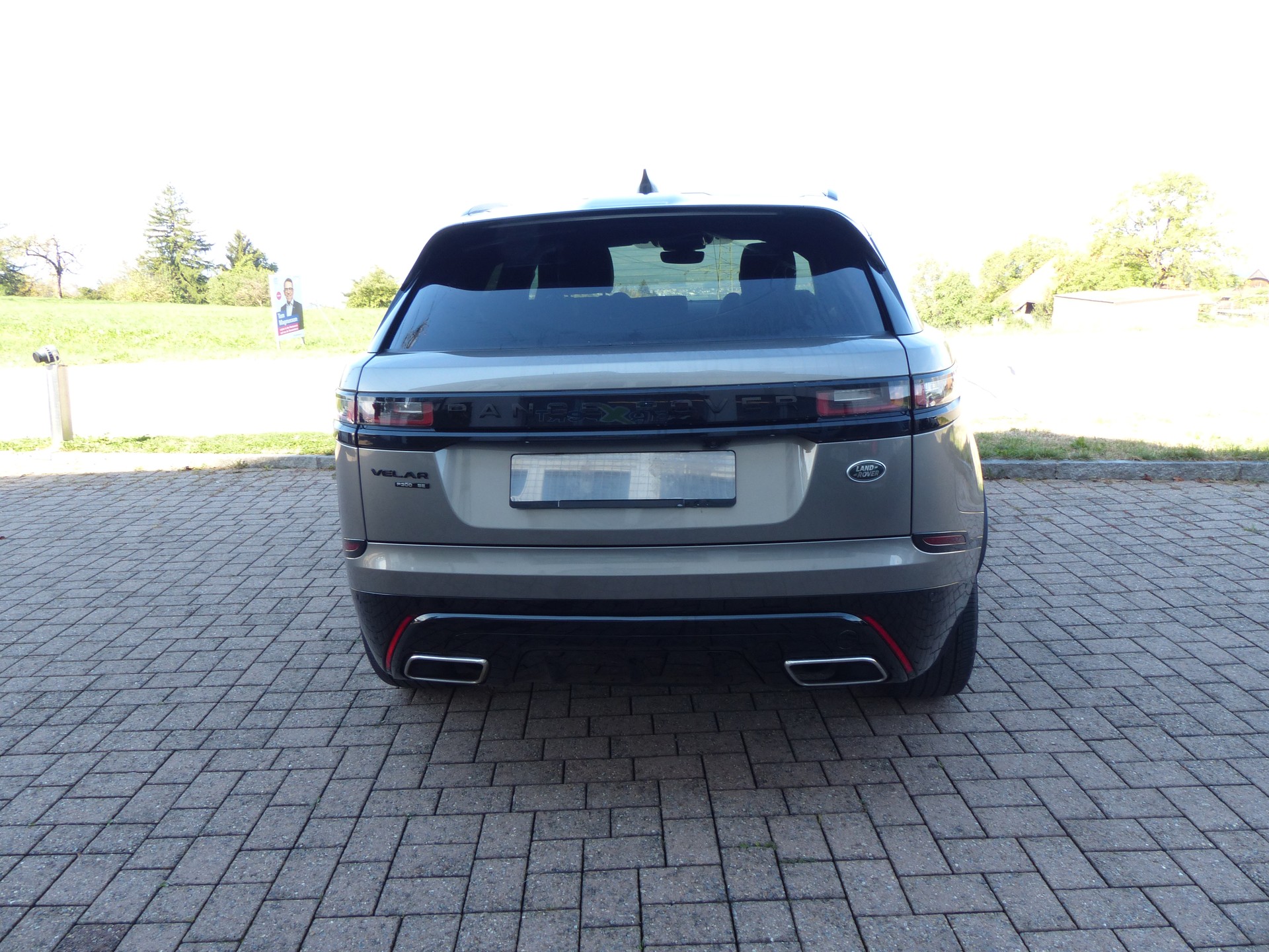 LAND ROVER Range Rover Velar R-Dynamic P 300 SE Automatic-image-15