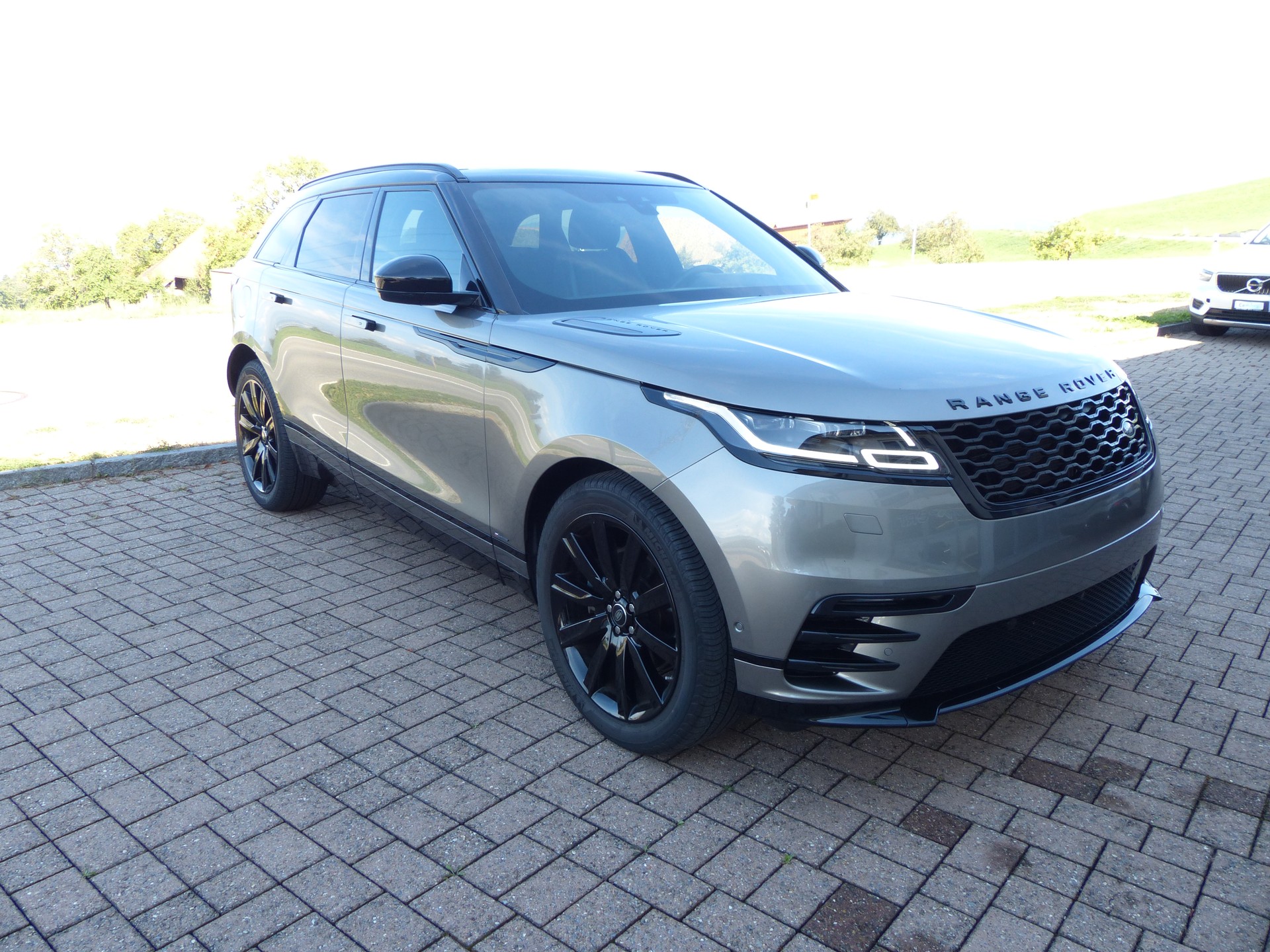 LAND ROVER Range Rover Velar R-Dynamic P 300 SE Automatic-image-31