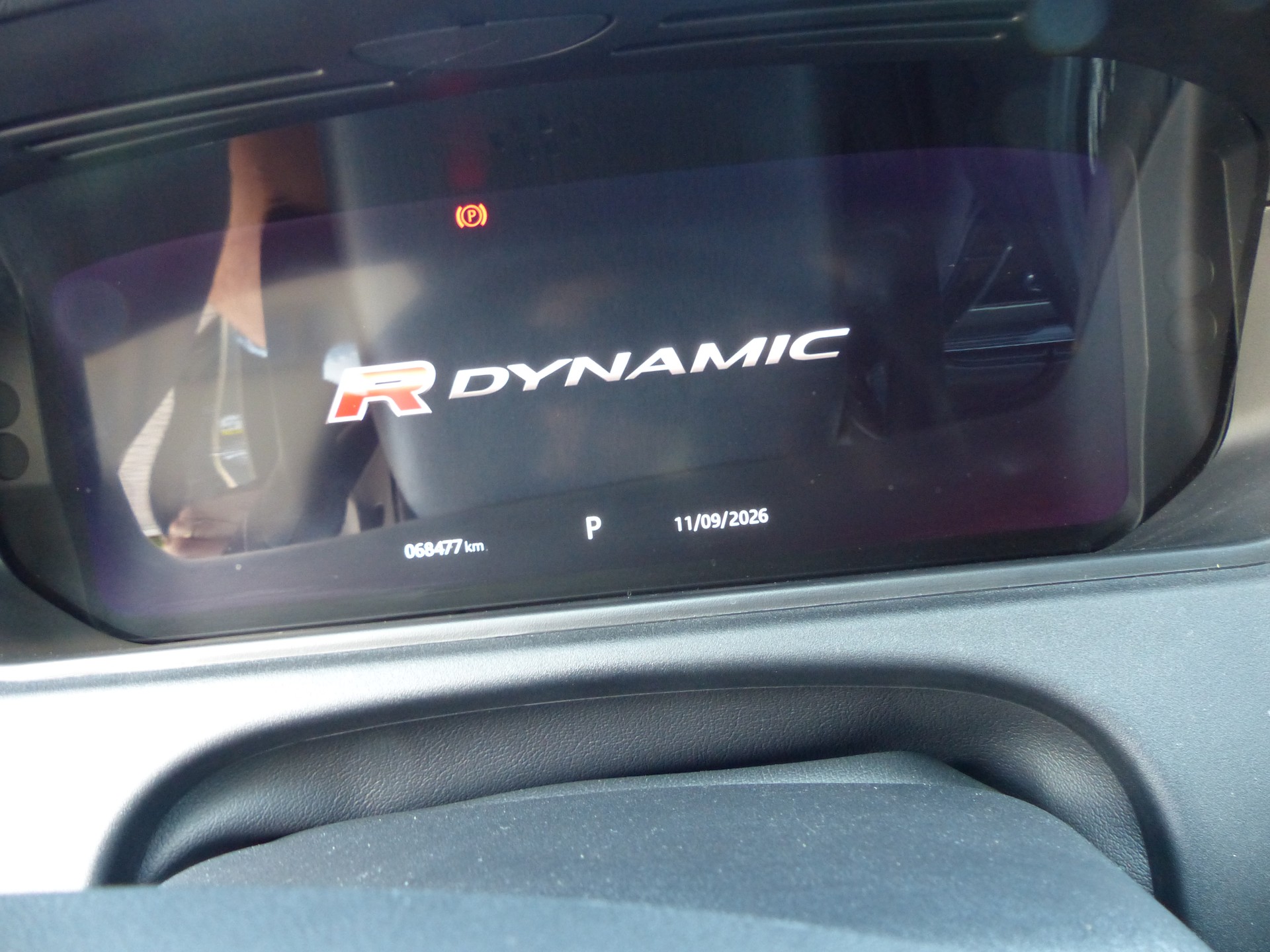 LAND ROVER Range Rover Velar R-Dynamic P 300 SE Automatic-image-7
