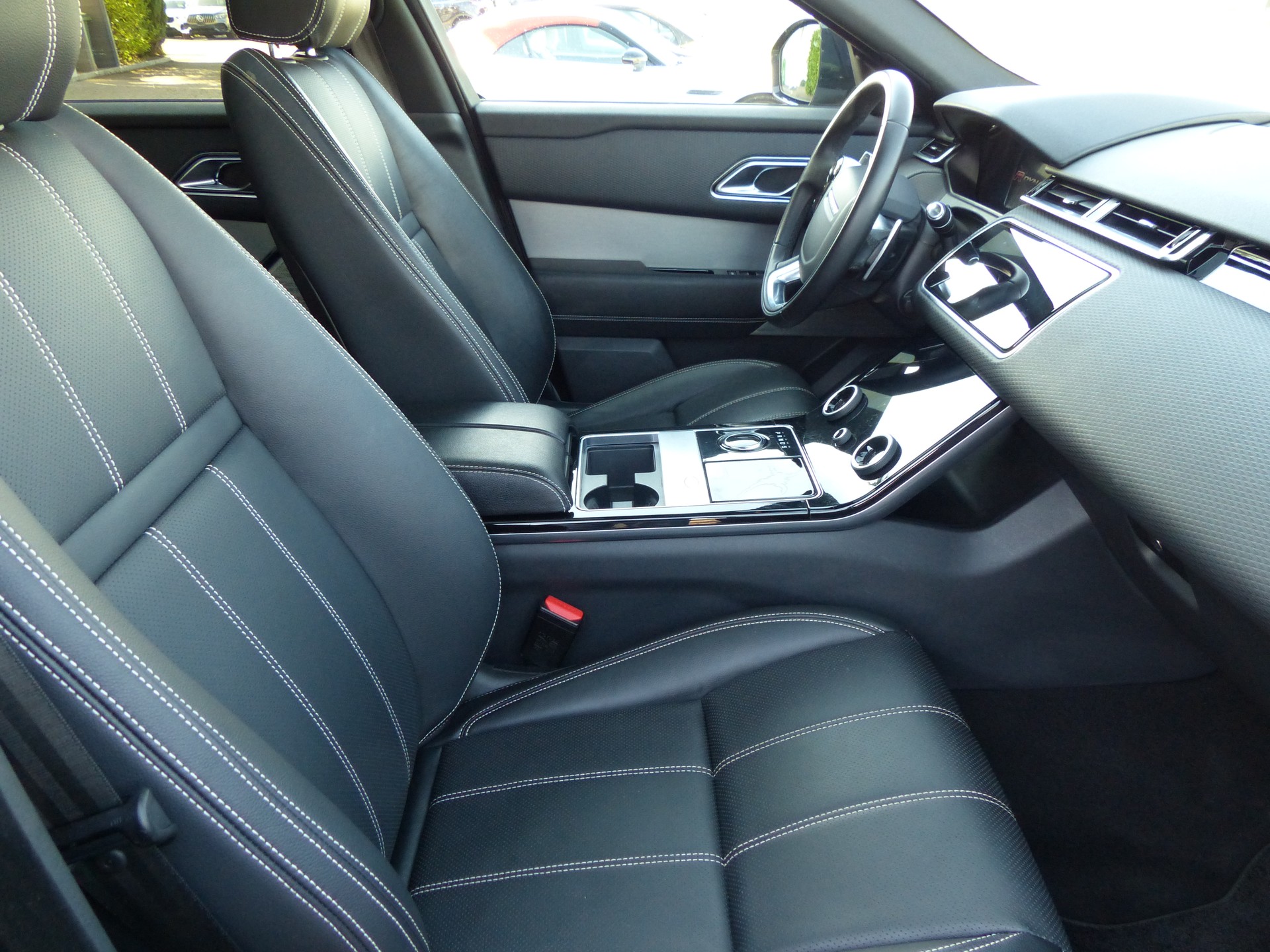 LAND ROVER Range Rover Velar R-Dynamic P 300 SE Automatic-image-21
