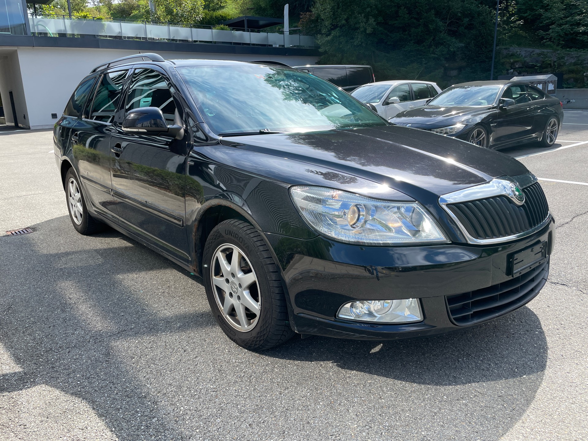 SKODA Octavia Combi 1.8 TSI Adventure 4x4-image-6