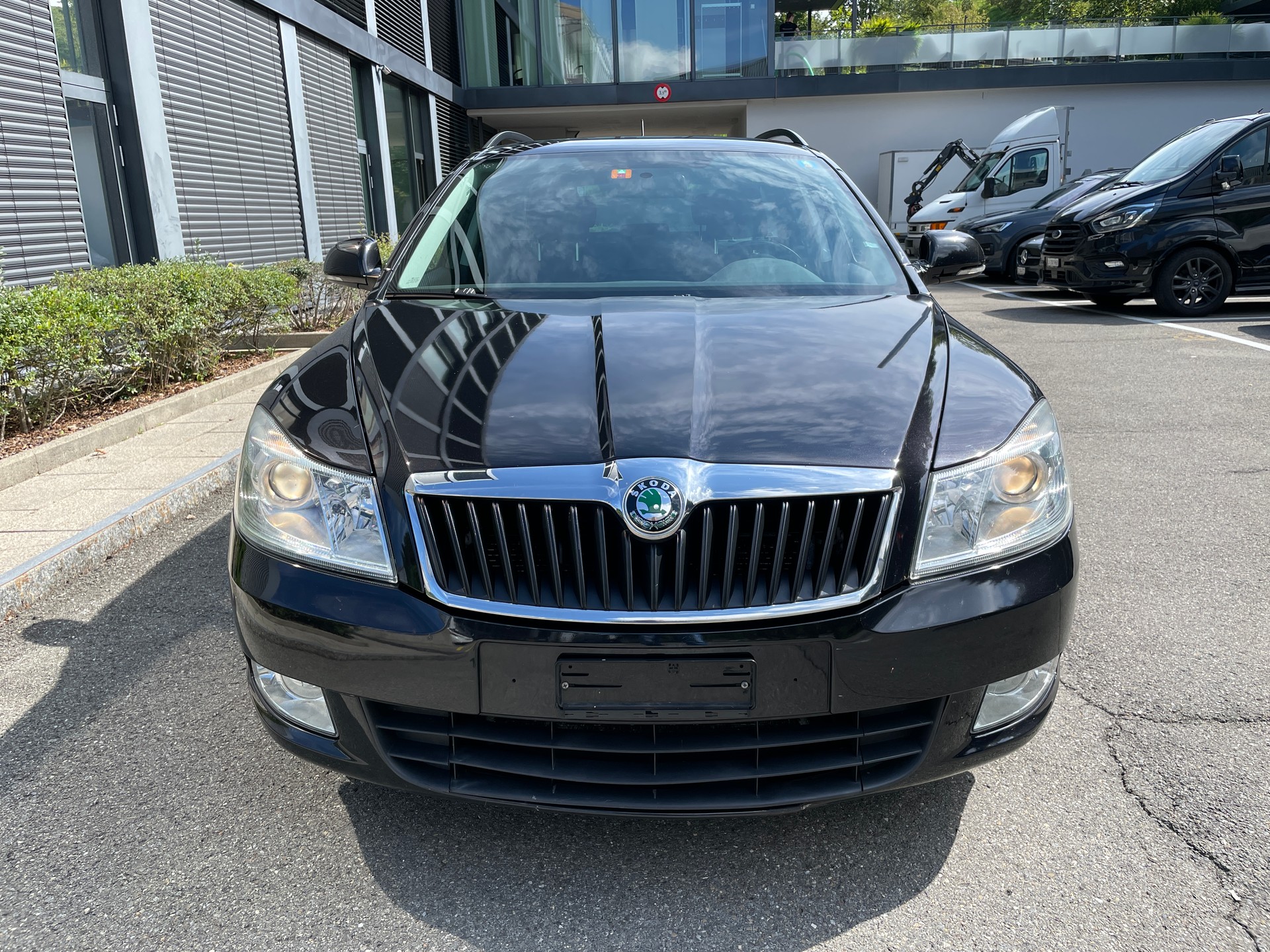 SKODA Octavia Combi 1.8 TSI Adventure 4x4-image-7