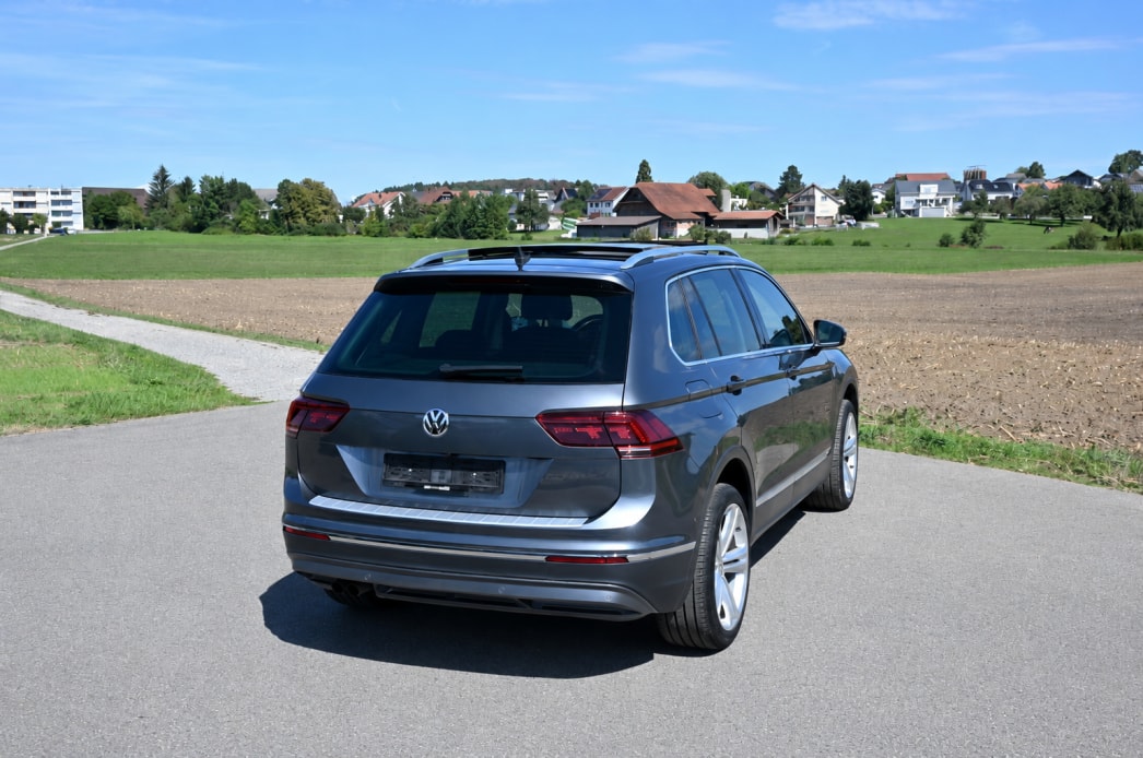 VW Tiguan 2.0TSI Highline 4Motion DSG-image-2
