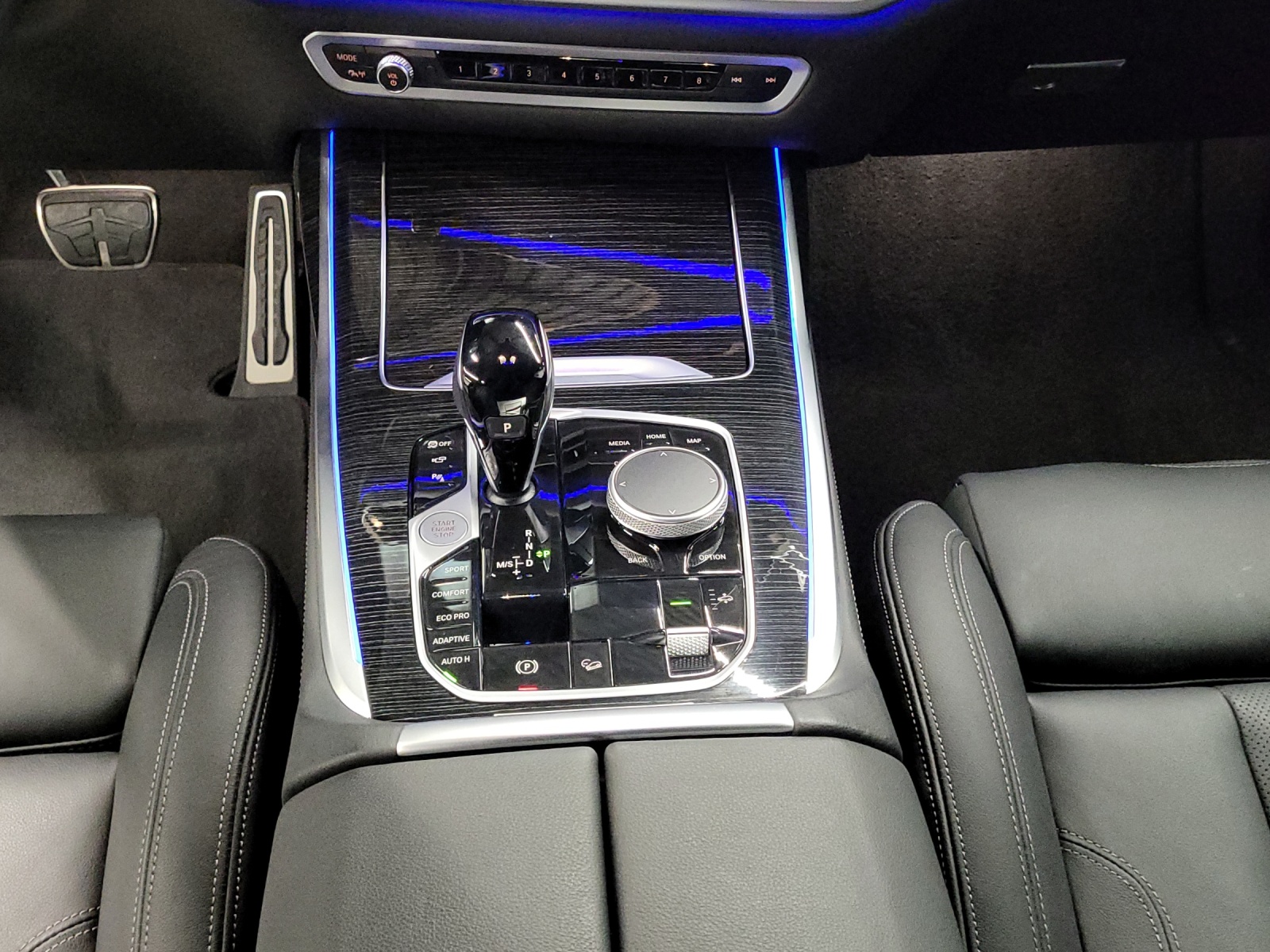 BMW X7 xDrive 48V 40d-image-16