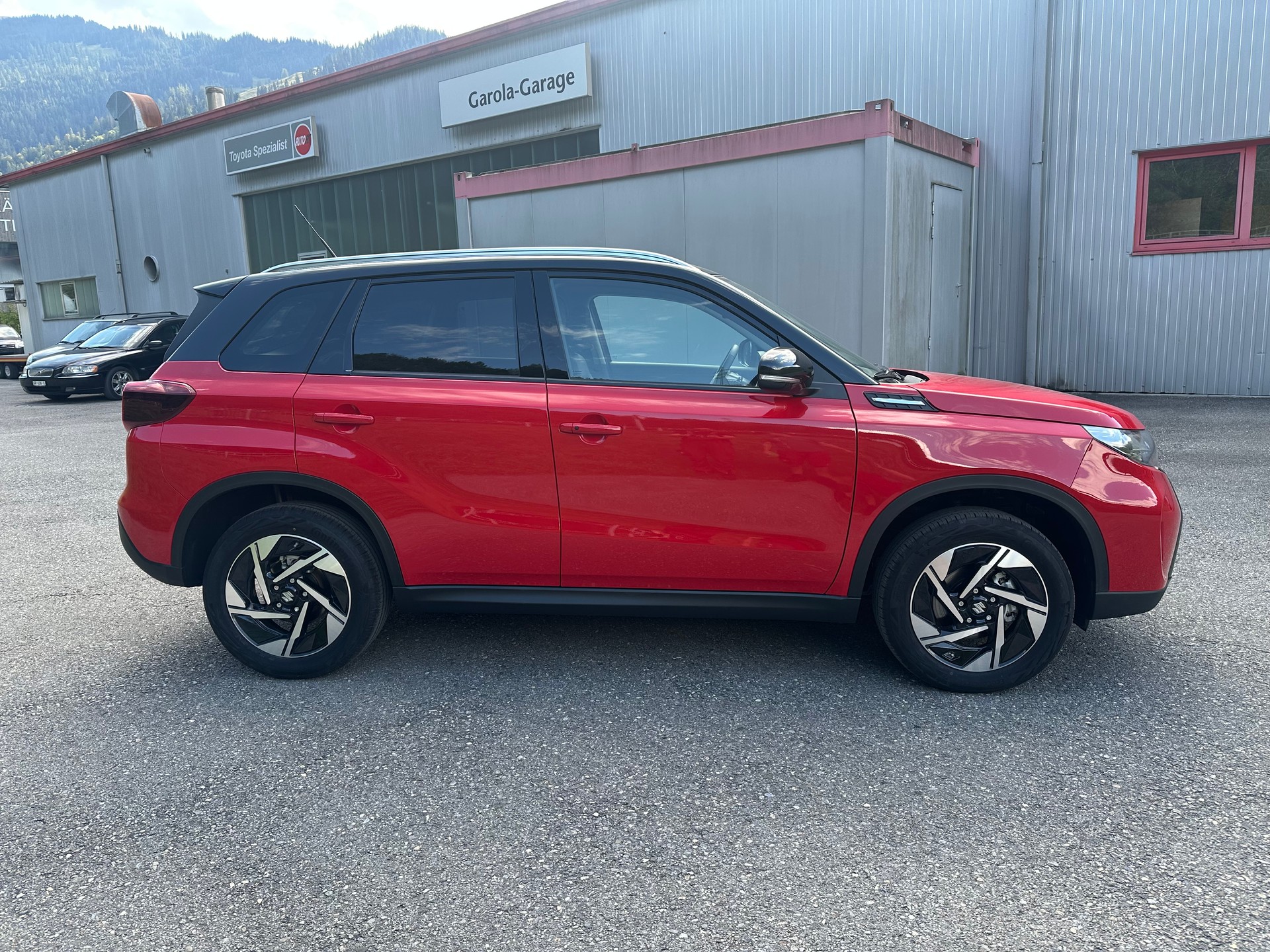 SUZUKI Vitara 1.4 Boosterjet Compact Top 4x4 Hybrid Automatic-image-3