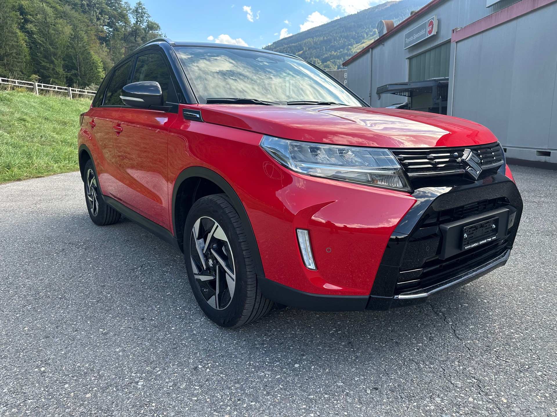 SUZUKI Vitara 1.4 Boosterjet Compact Top 4x4 Hybrid Automatic-image-0