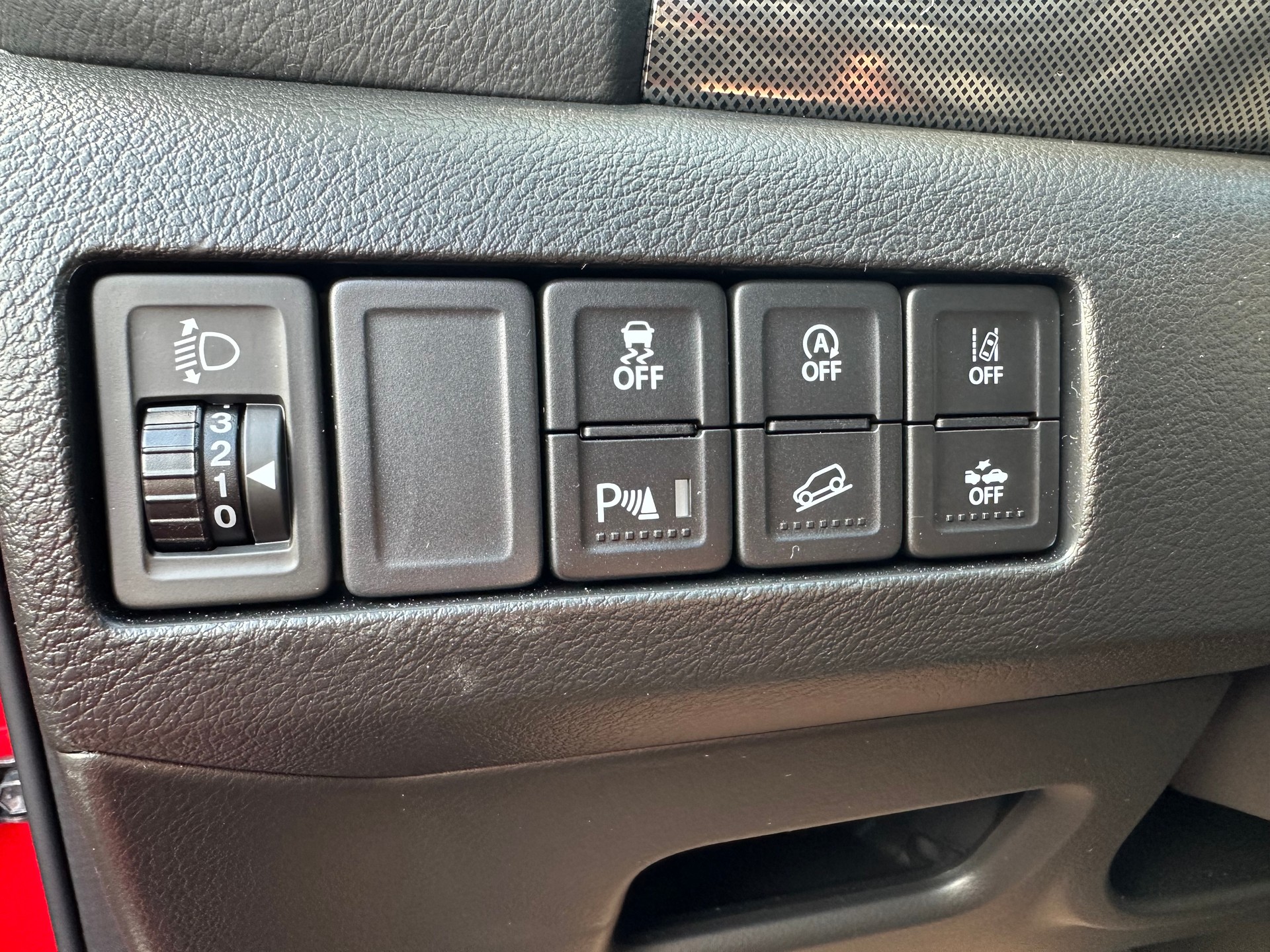 SUZUKI Vitara 1.4 Boosterjet Compact Top 4x4 Hybrid Automatic-image-13