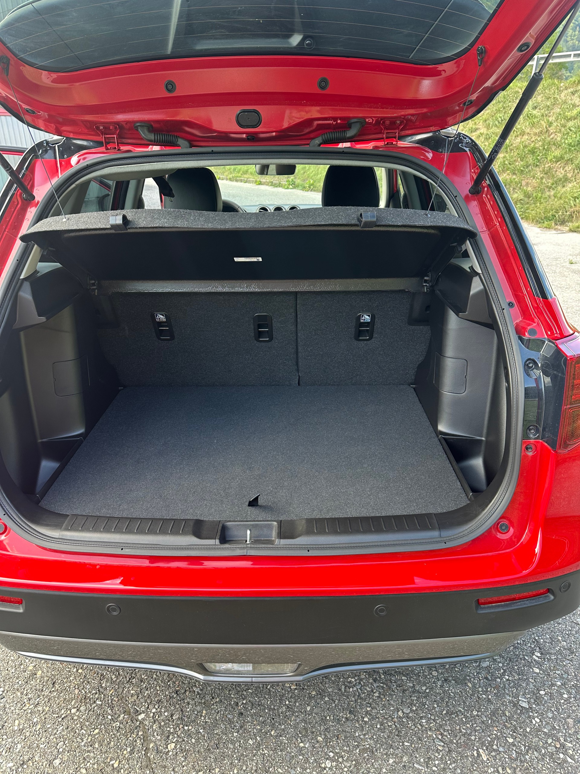 SUZUKI Vitara 1.4 Boosterjet Compact Top 4x4 Hybrid Automatic-image-9