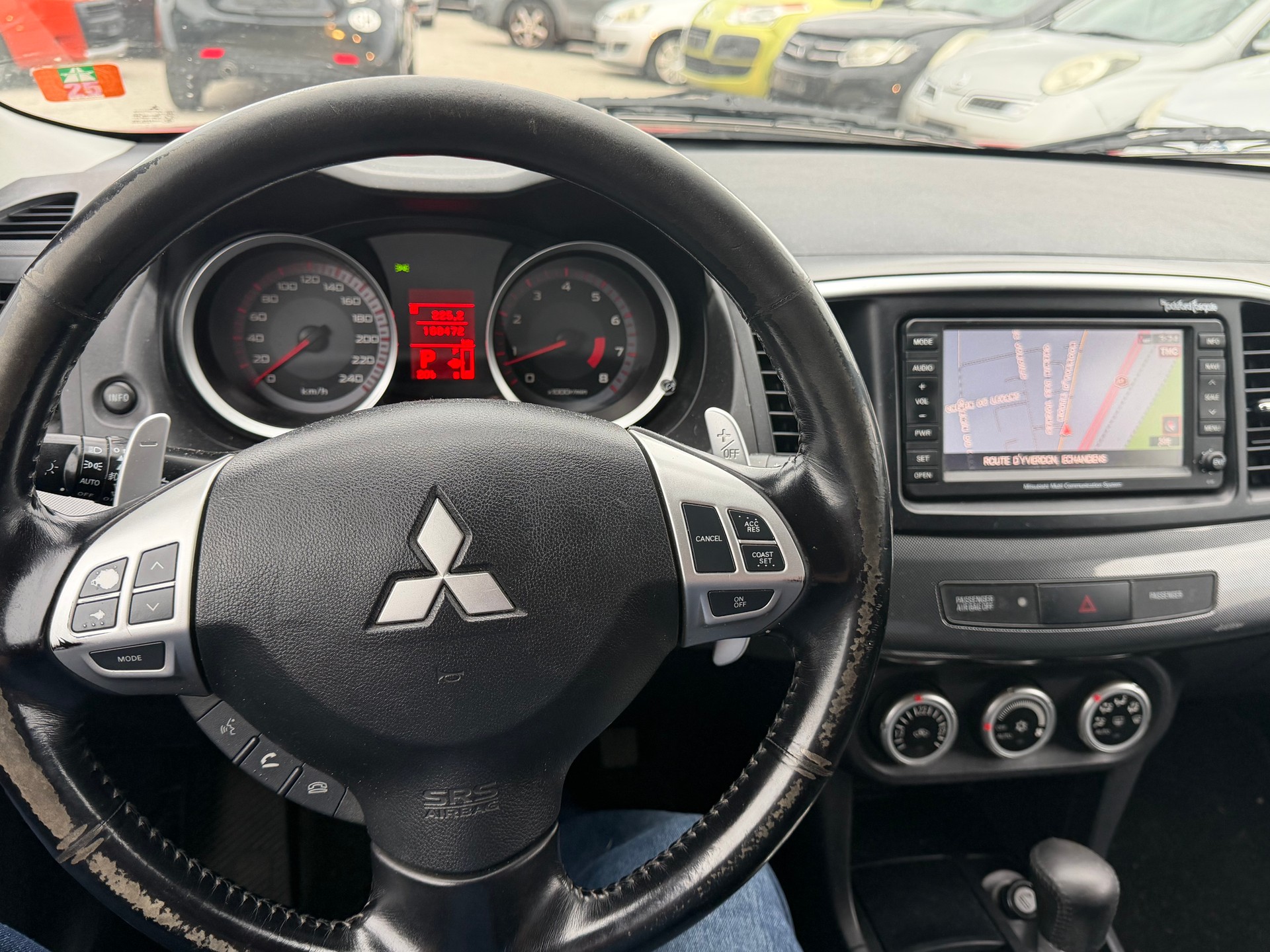 MITSUBISHI Lancer 1.8 Instyle CVT-image-12