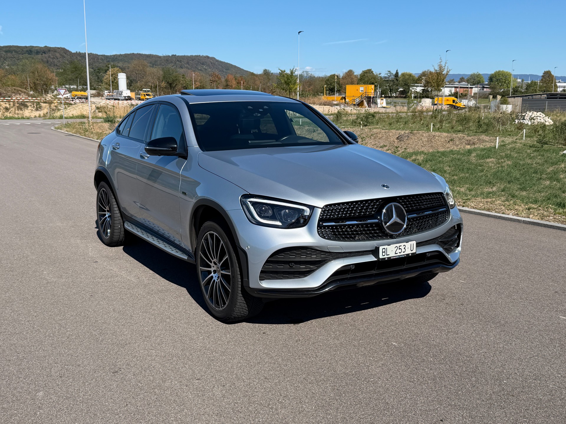 MERCEDES-BENZ GLC Coupé 300 e AMG Line 9G-Tronic-image-6