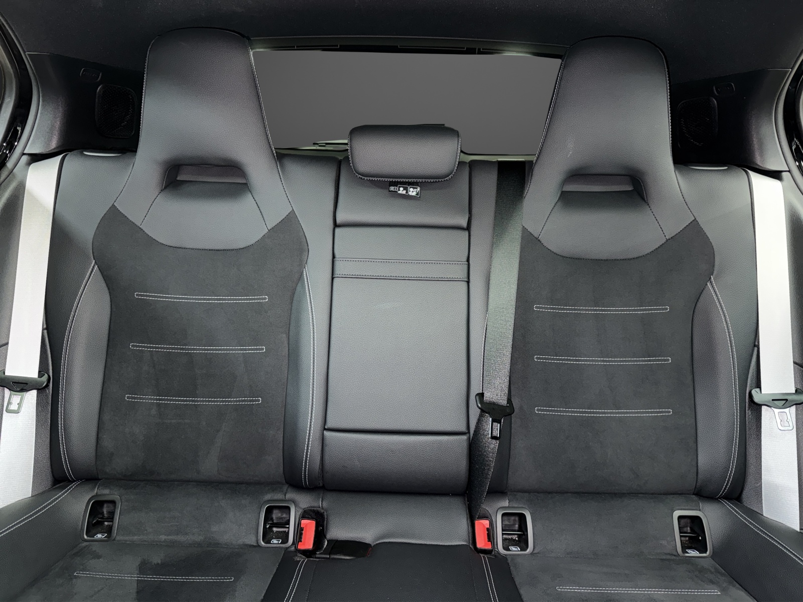 MERCEDES-BENZ A 220 4Matic 8G-DCT-image-14