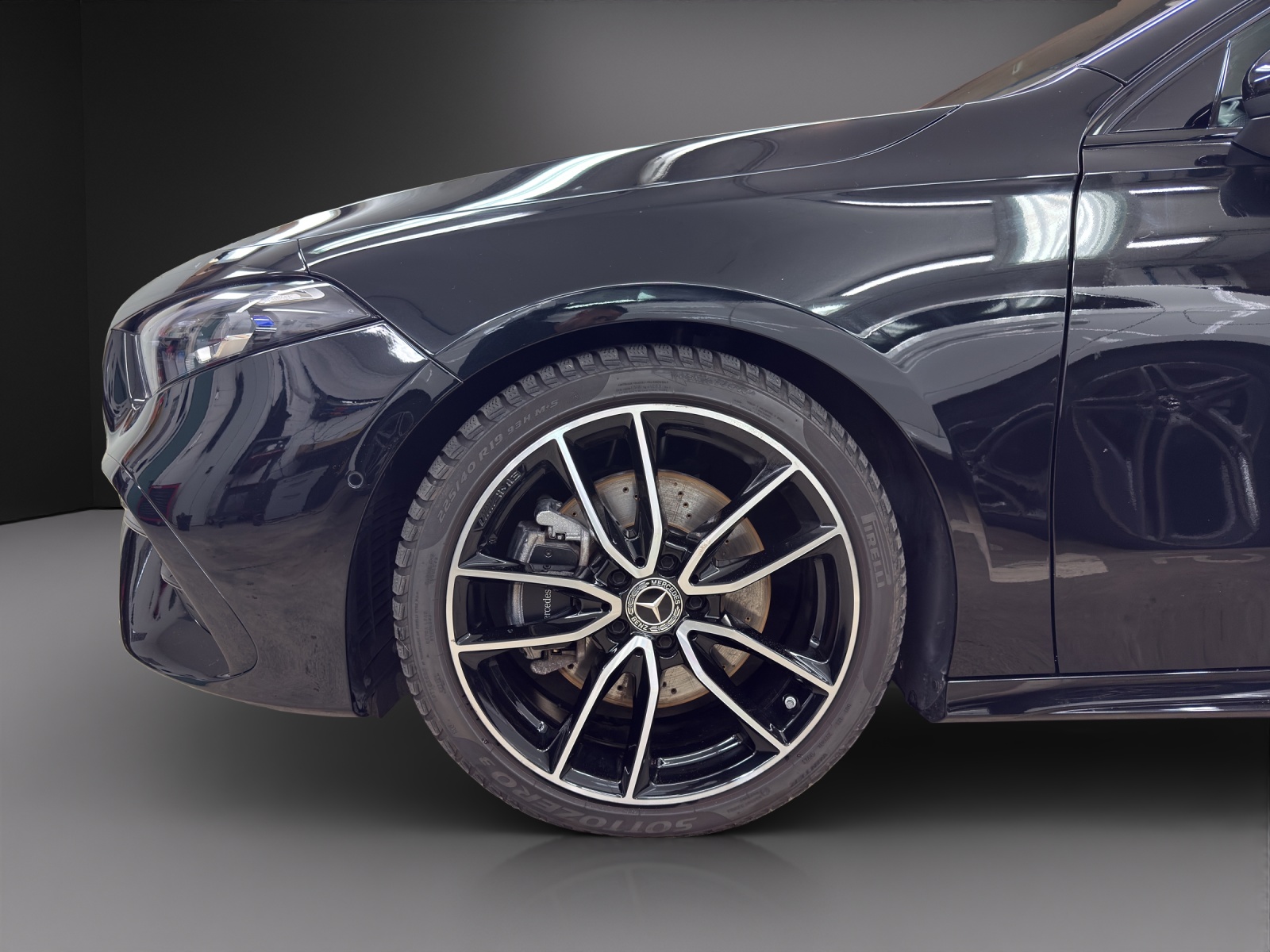 MERCEDES-BENZ A 220 4Matic 8G-DCT-image-7