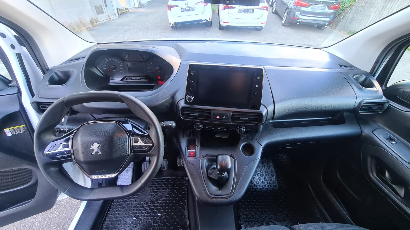 PEUGEOT Partner 1.5 Blue HDi s/s Asphalt 1000kg ** 130 PS ** 3-Plätzer ** RF-Kamera ** Frischn Ab MFK & Service **-image-17
