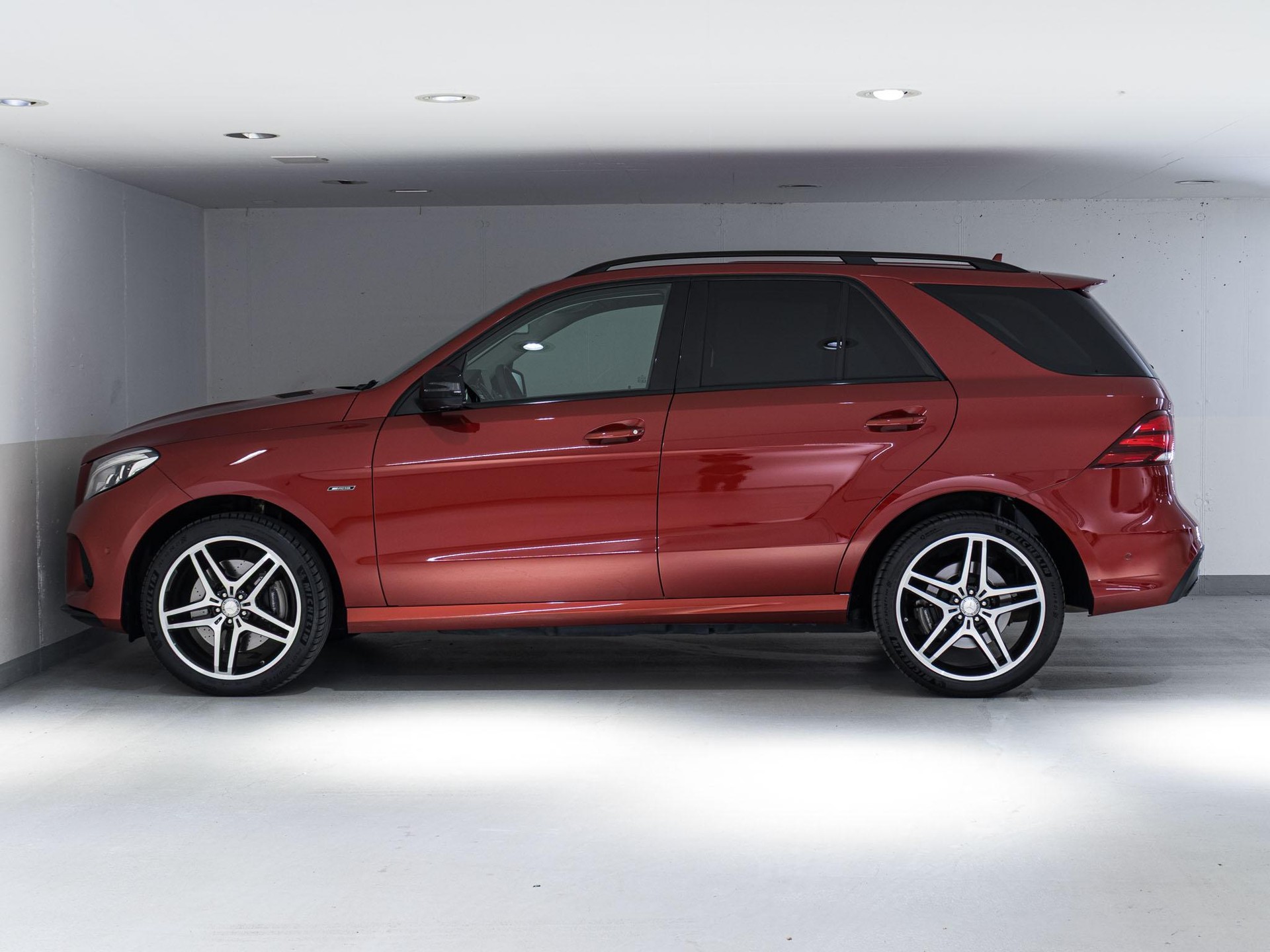 MERCEDES-BENZ GLE 450 4MATIC-image-4