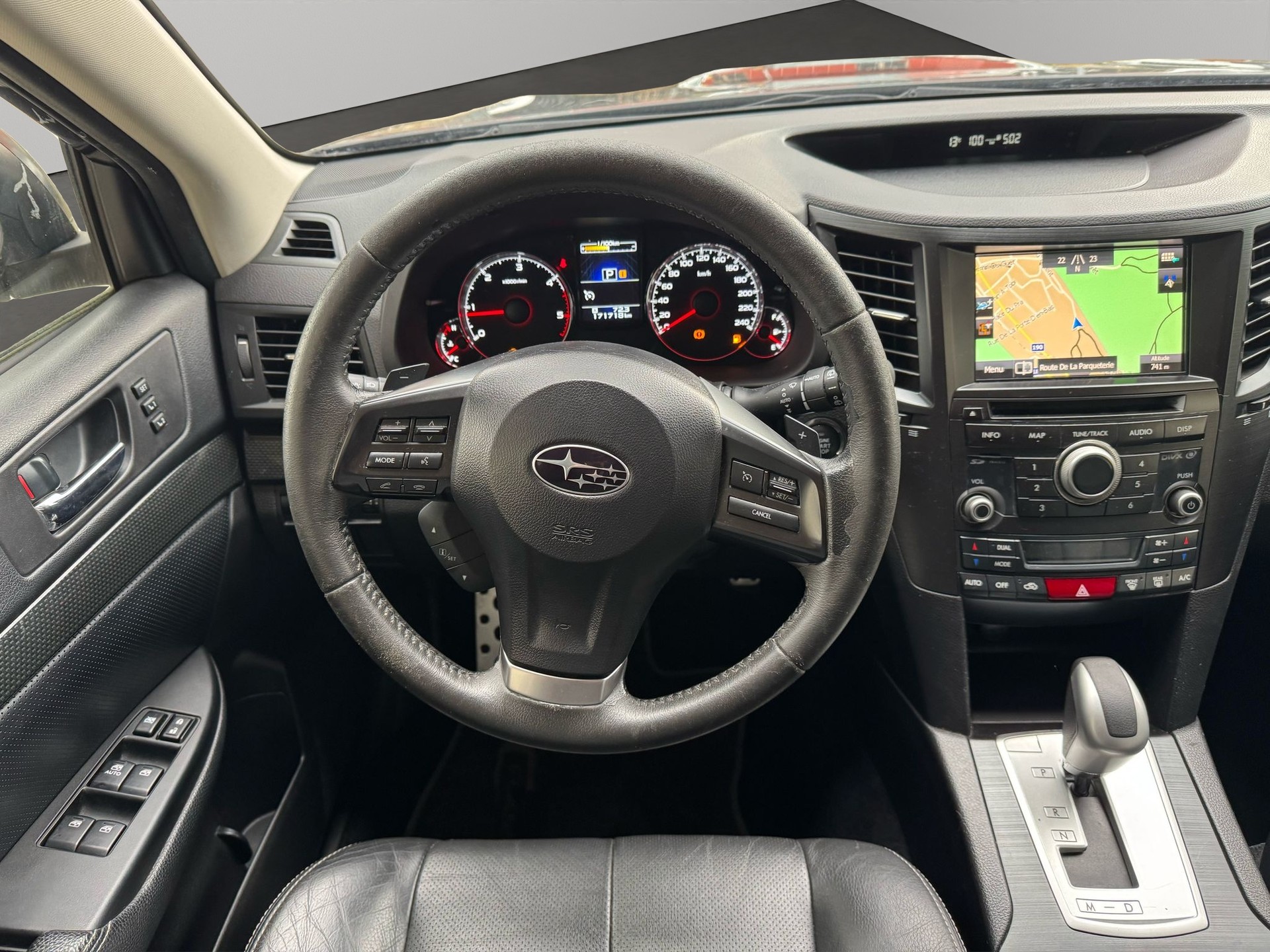 SUBARU Outback 2.0D Swiss Classic AWD Lineartronic-image-9
