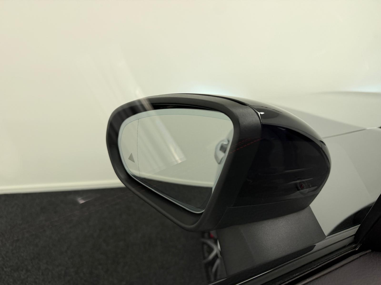 MERCEDES-BENZ CLA-Klasse Shooting Brake CLA 35 AMG 4matic-image-17
