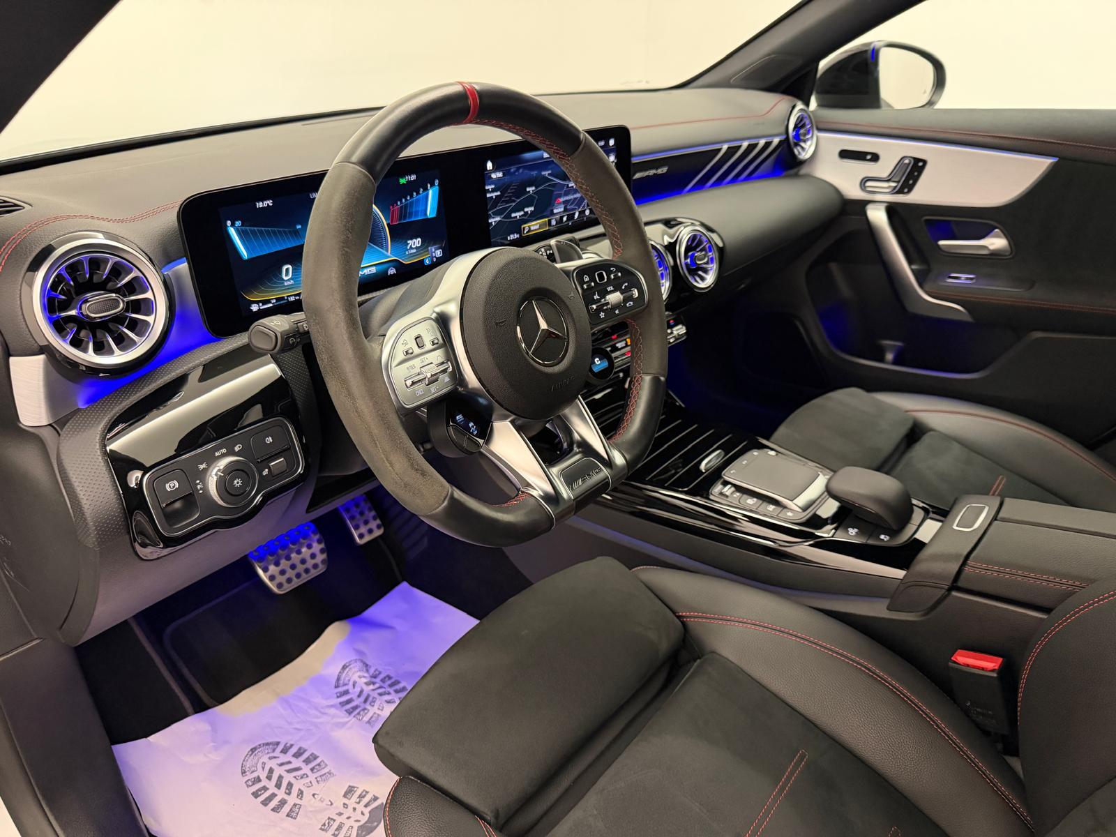 MERCEDES-BENZ CLA-Klasse Shooting Brake CLA 35 AMG 4matic-image-9