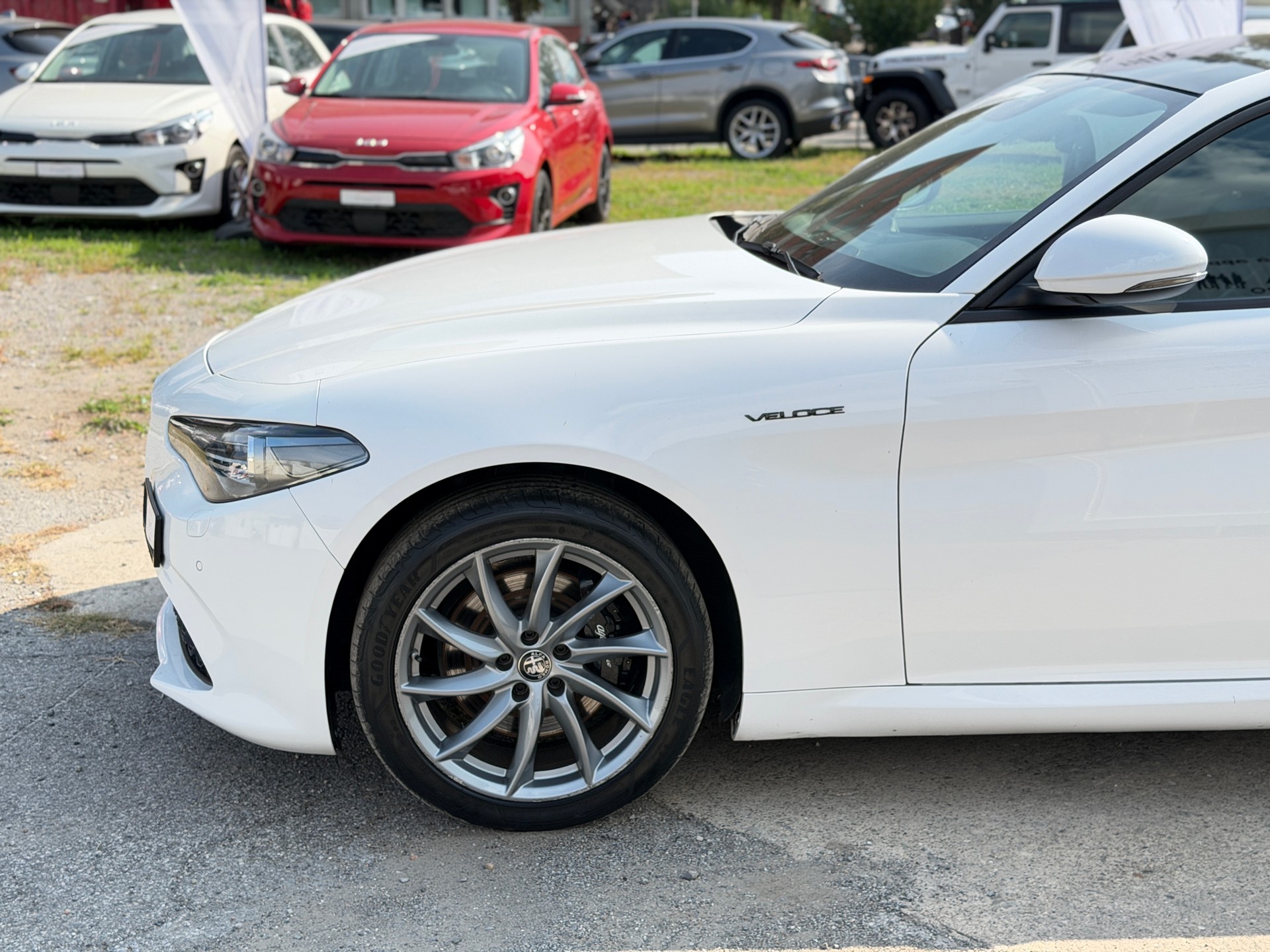 ALFA ROMEO Giulia 2.0 Veloce Q4 Automatic-image-3
