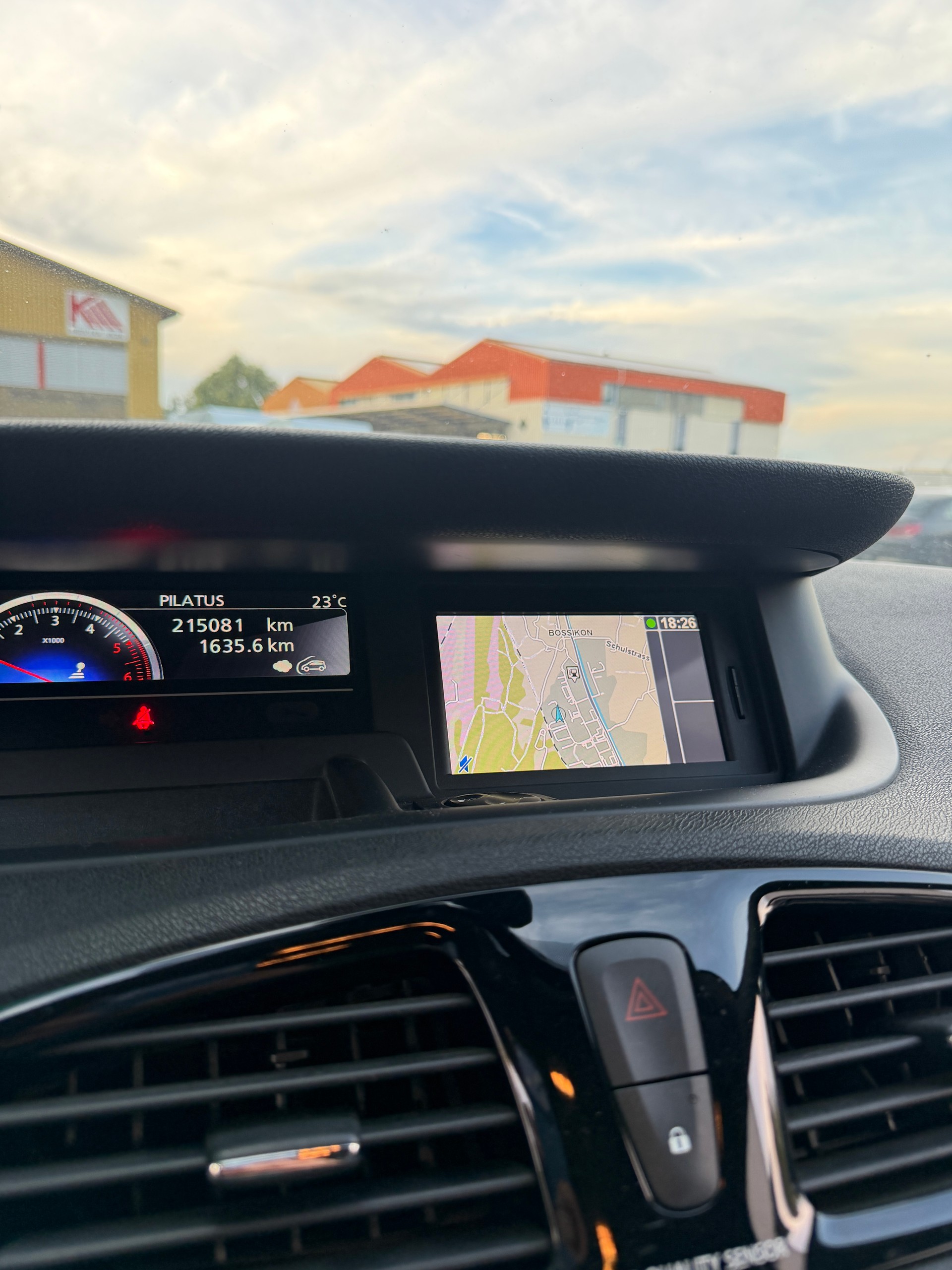 RENAULT Grand Scénic 1.6 dCi Dynamique-image-11