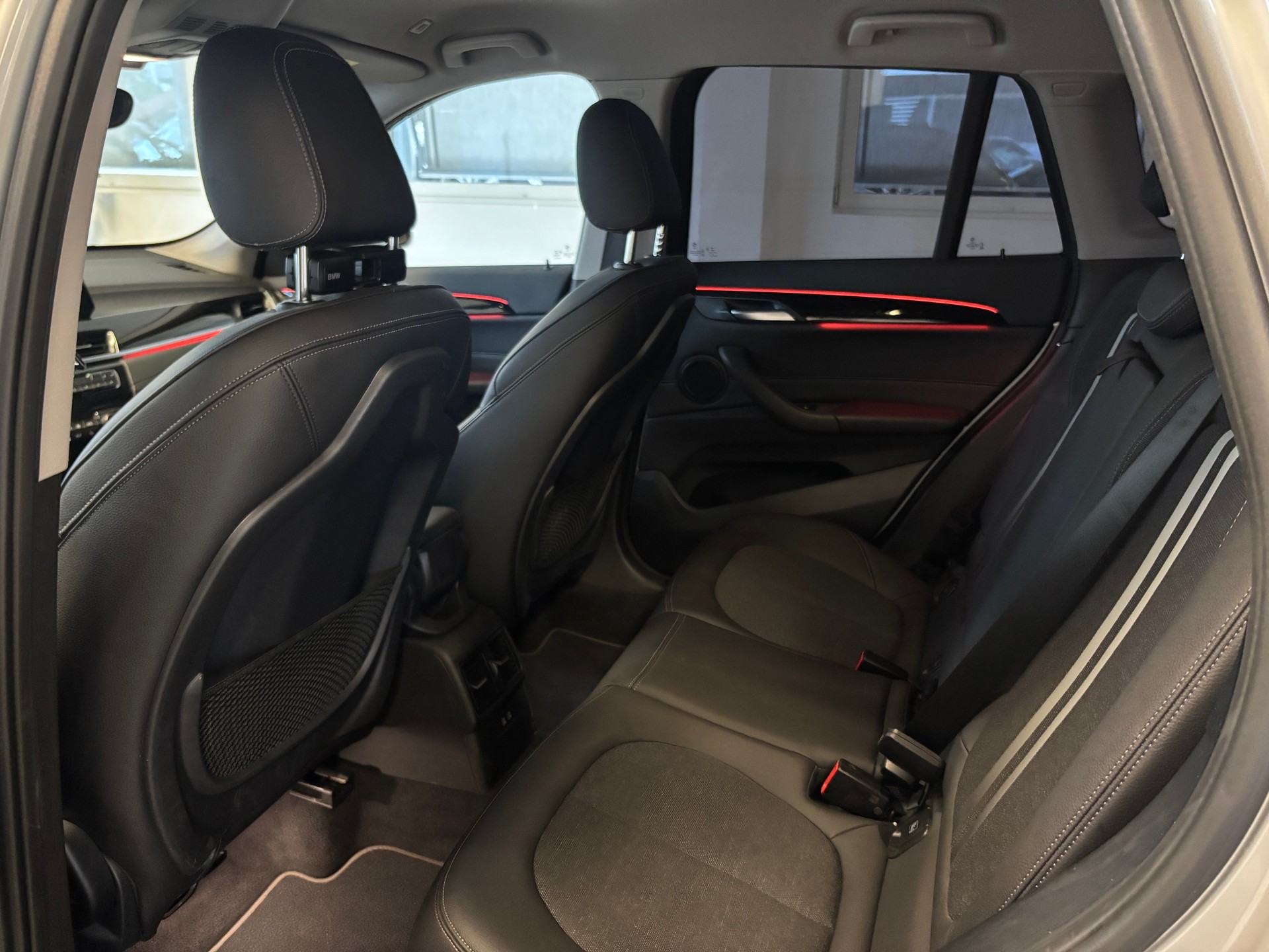 BMW X1 xDrive 18d Sport Line Steptronic-image-10