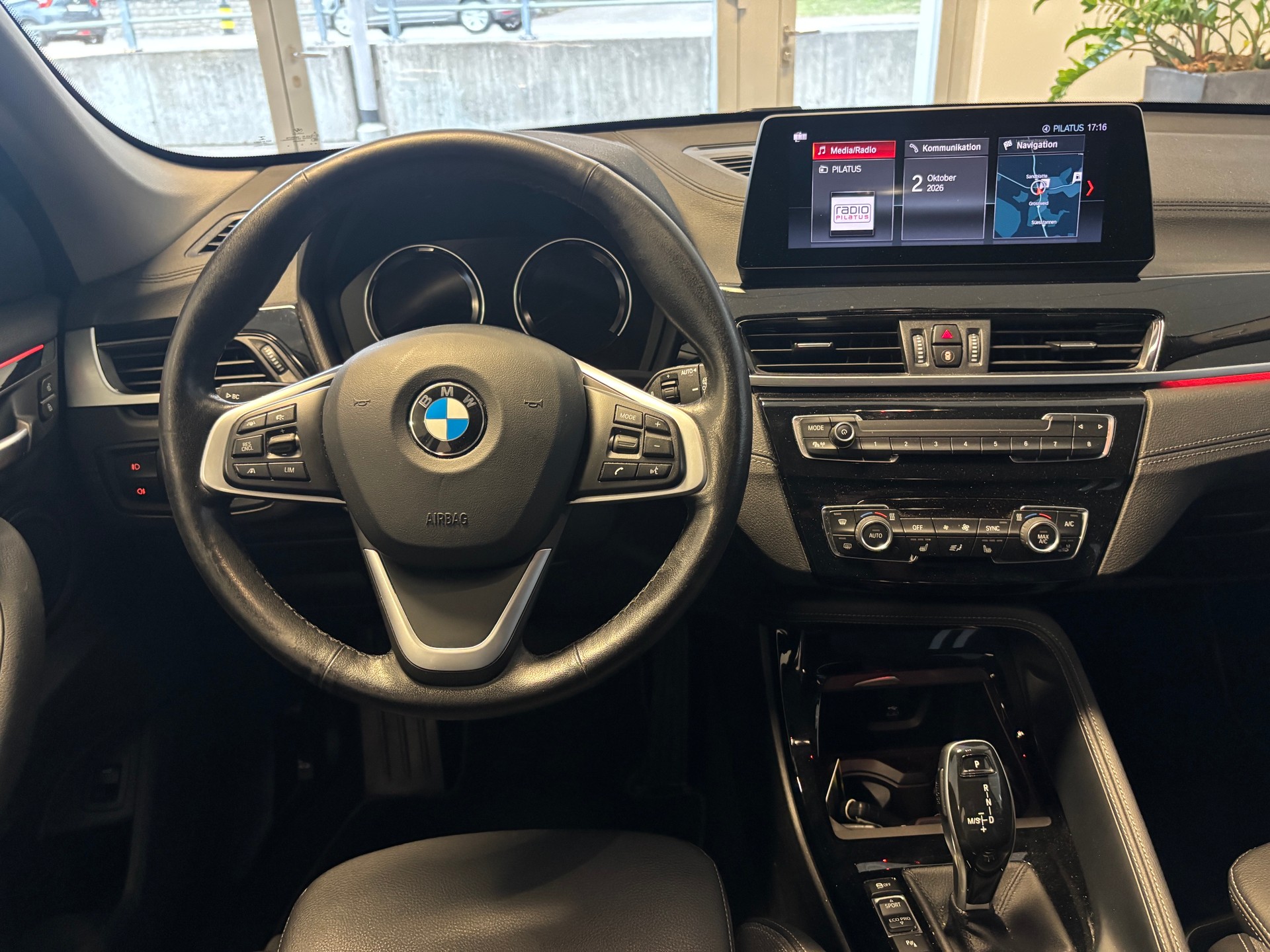 BMW X1 xDrive 18d Sport Line Steptronic-image-8