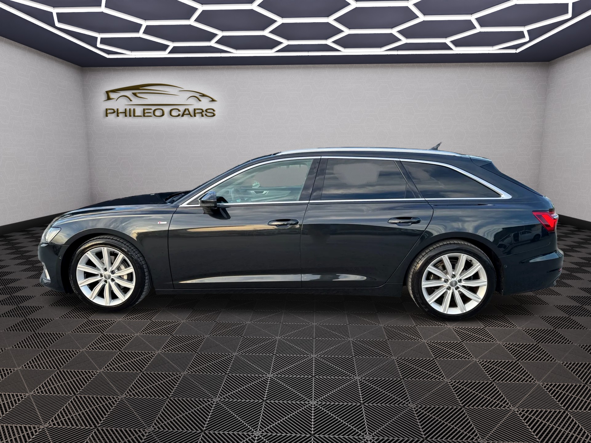 AUDI A6 Avant 40 TDI Sport Attraction quattro S-tronic S line-image-3