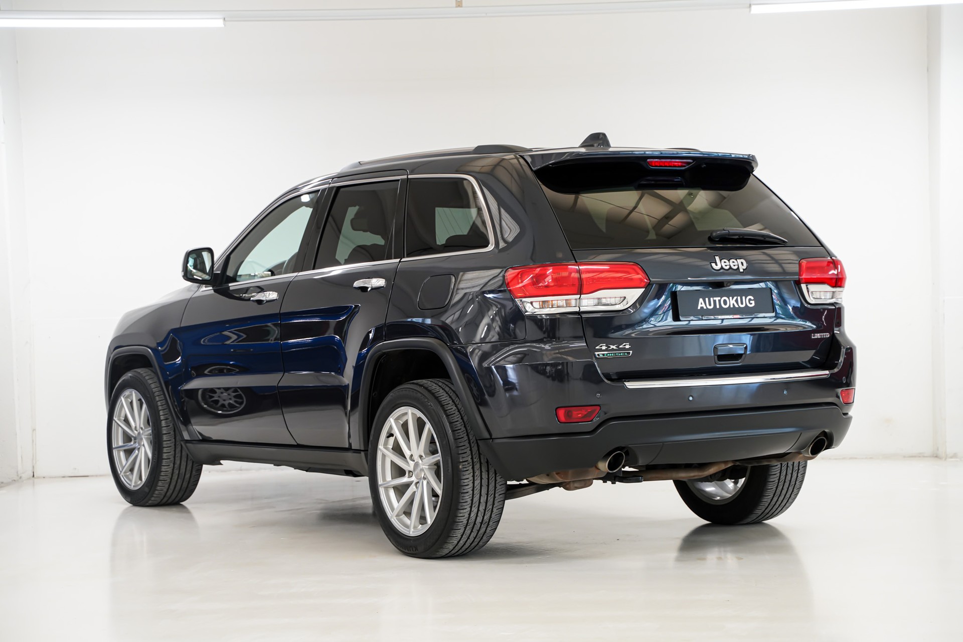 JEEP Grand Cherokee 3.0 CRD Limited Automatic-image-4