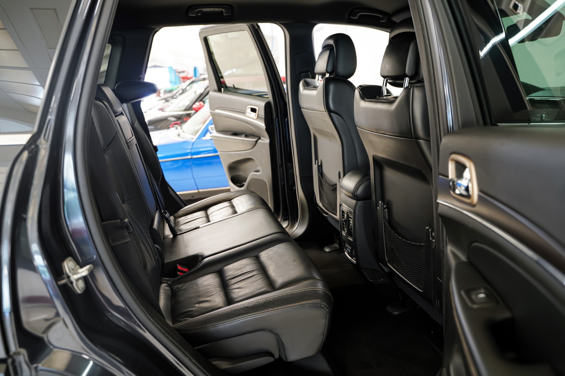 JEEP Grand Cherokee 3.0 CRD Limited Automatic-image-13