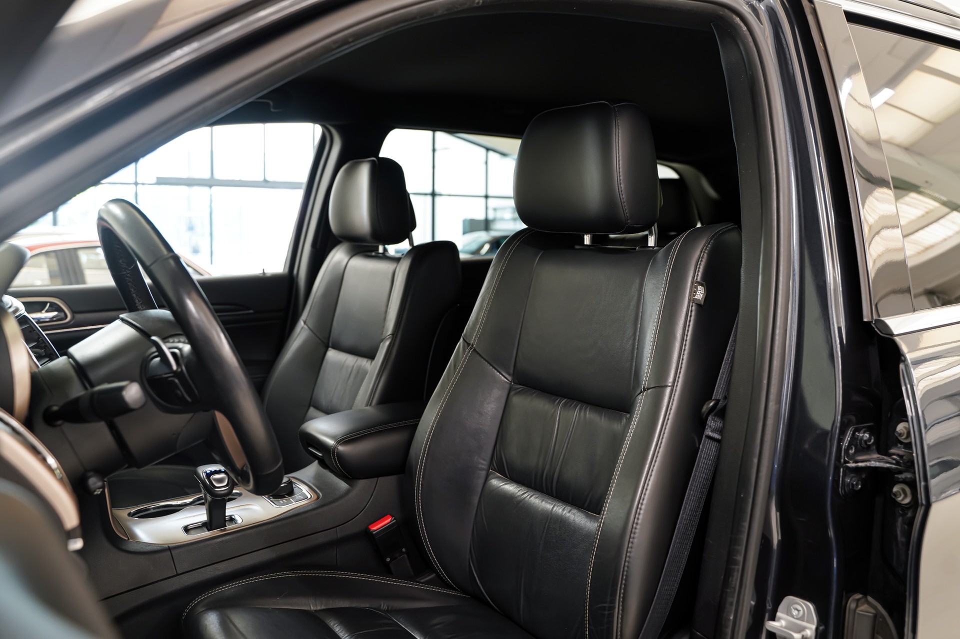 JEEP Grand Cherokee 3.0 CRD Limited Automatic-image-11