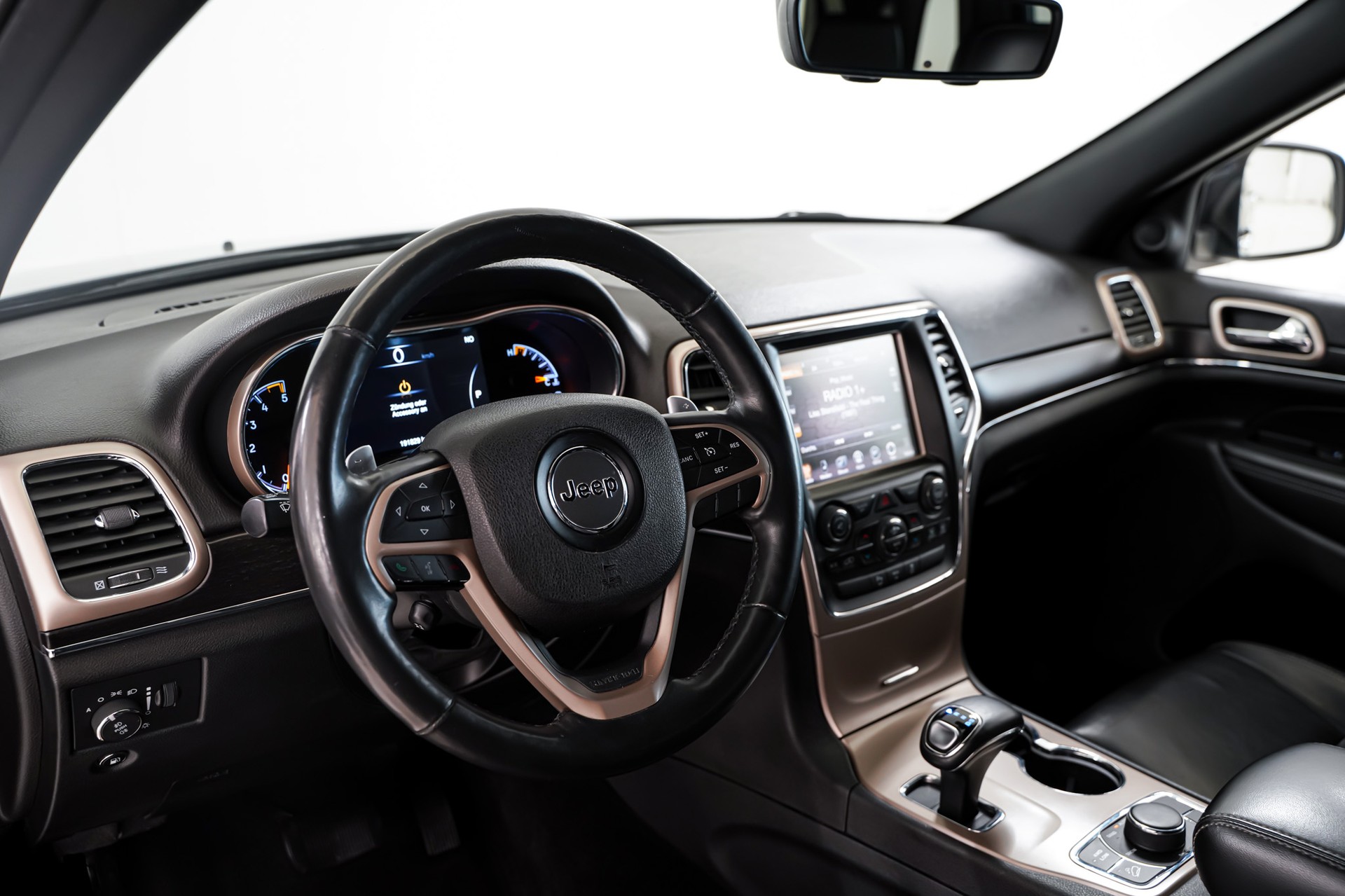 JEEP Grand Cherokee 3.0 CRD Limited Automatic-image-9