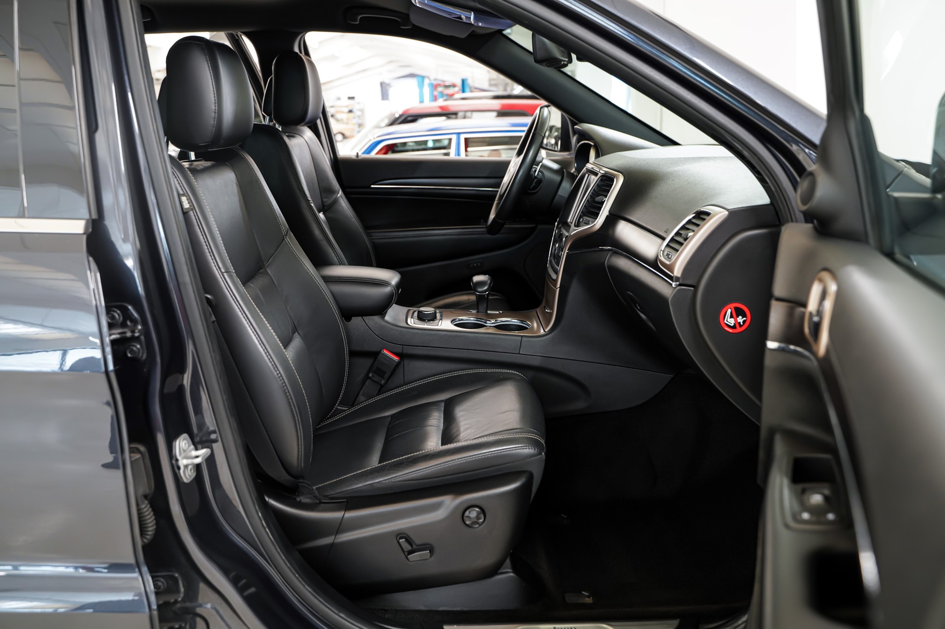 JEEP Grand Cherokee 3.0 CRD Limited Automatic-image-15
