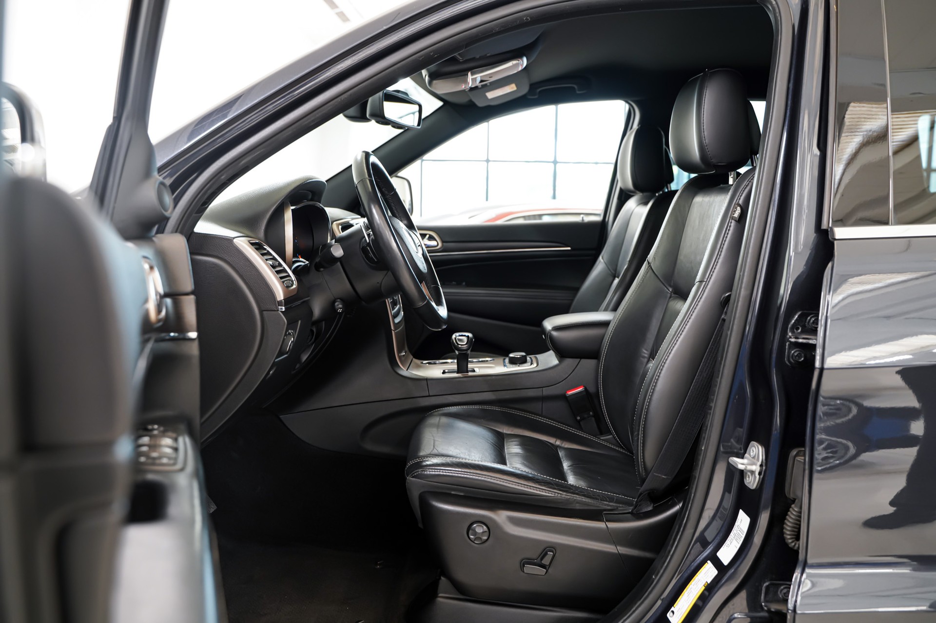 JEEP Grand Cherokee 3.0 CRD Limited Automatic-image-10