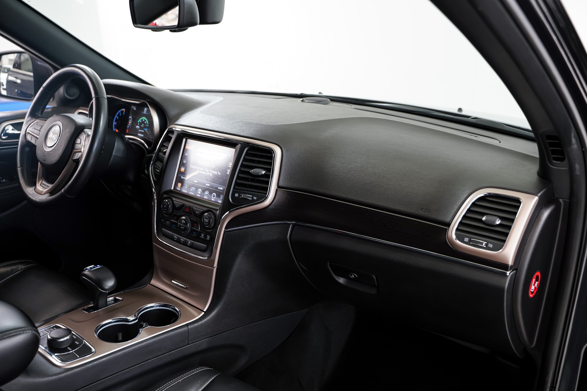 JEEP Grand Cherokee 3.0 CRD Limited Automatic-image-16