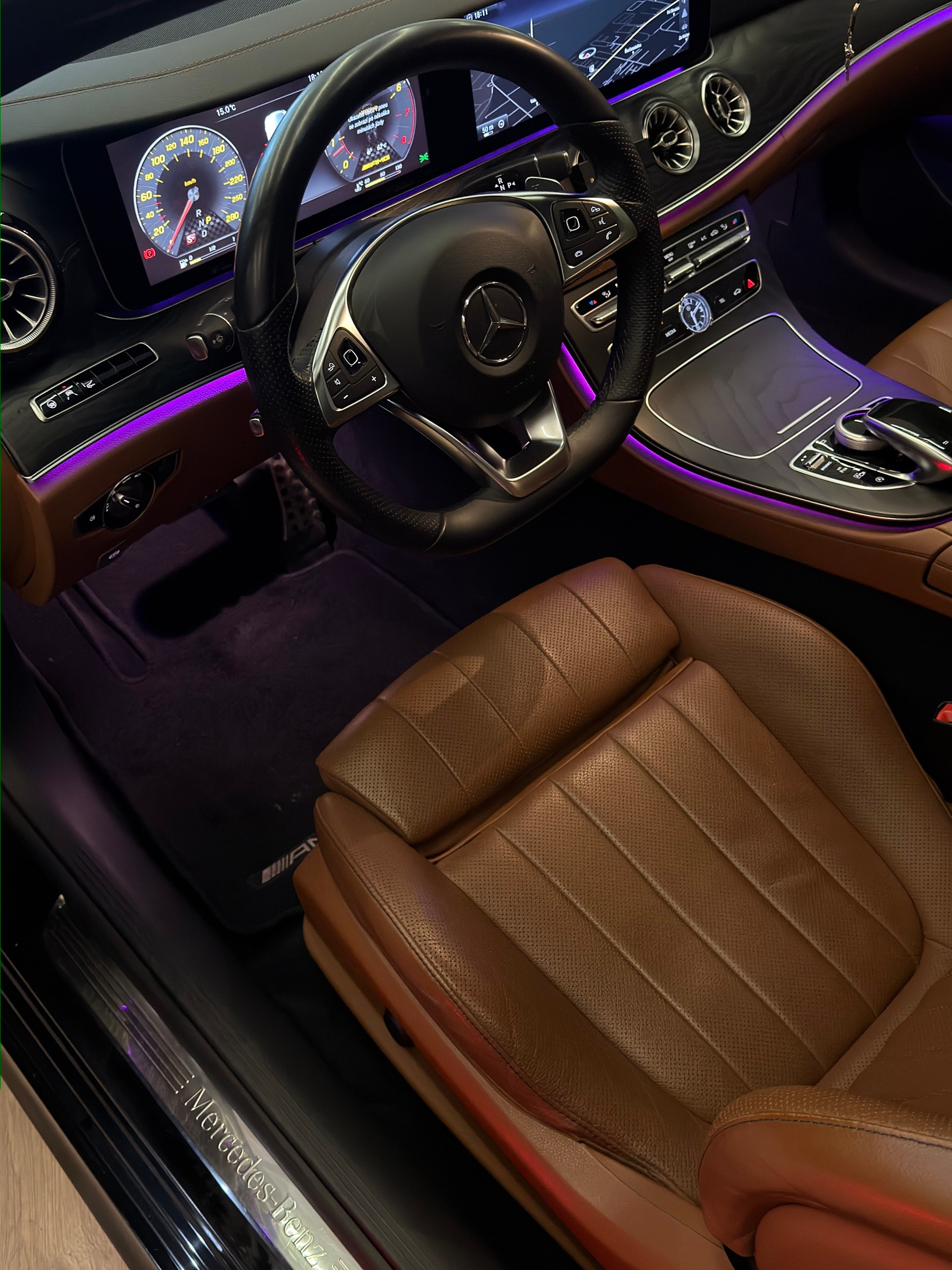 MERCEDES-BENZ E 400 AMG Line 4matic-image-1