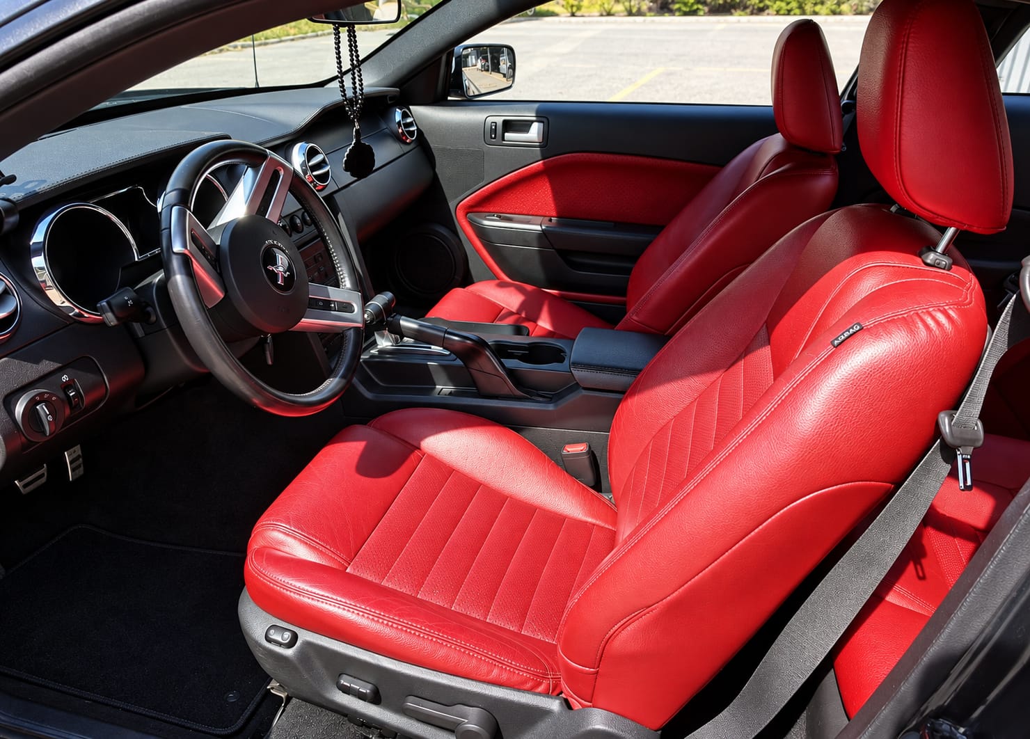 FORD V6 Coupé-image-3