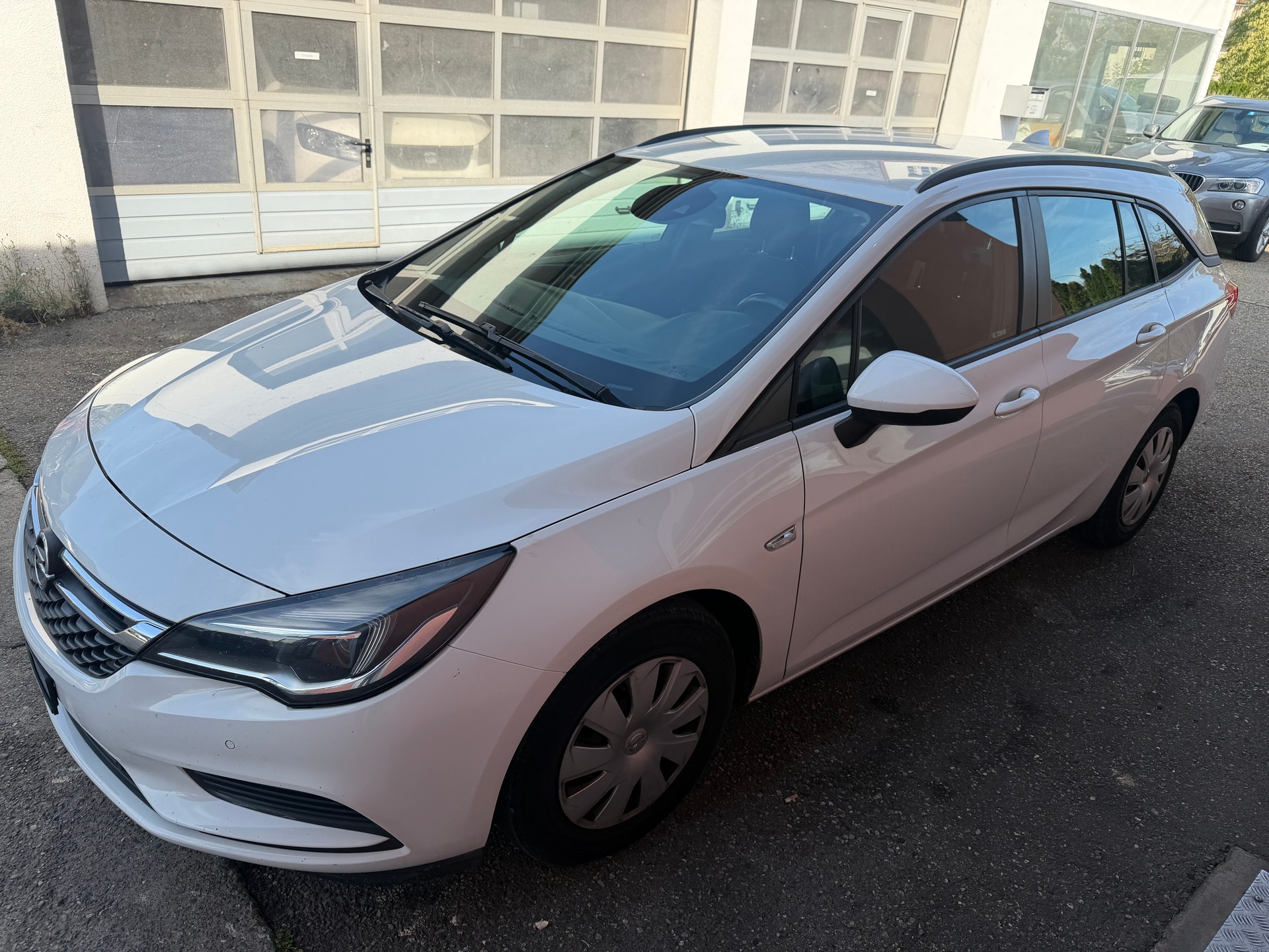 OPEL Astra Sports Tourer 1.6 CDTi ecoFLEX-image-1