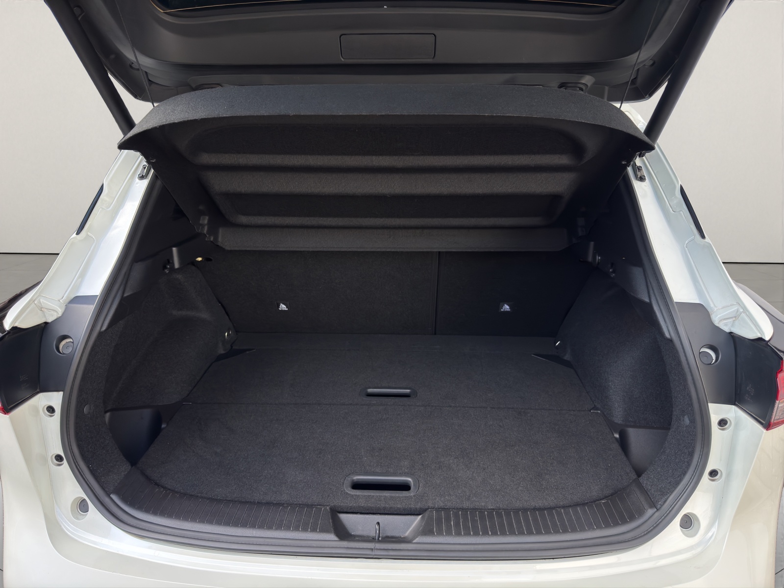 NISSAN Qashqai 1.3 DIG-T MHEV Acenta Xtronic-image-15