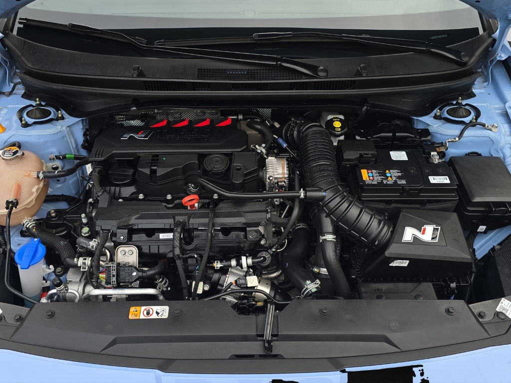 HYUNDAI i20 N 1.6 T-GDi-image-24