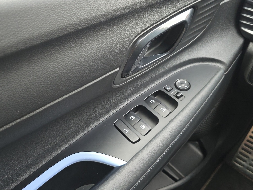 HYUNDAI i20 N 1.6 T-GDi-image-19