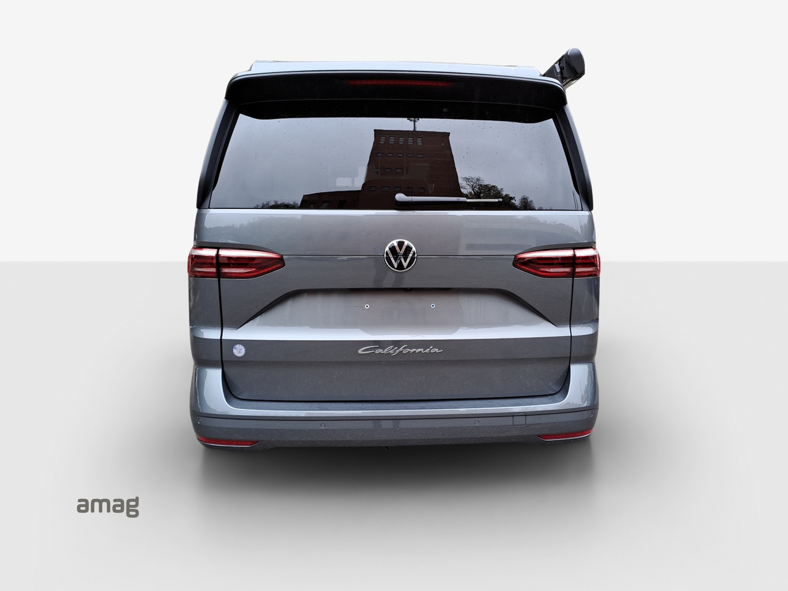VW California eHybrid Beach Ocean Liberty 4Motion-image-3