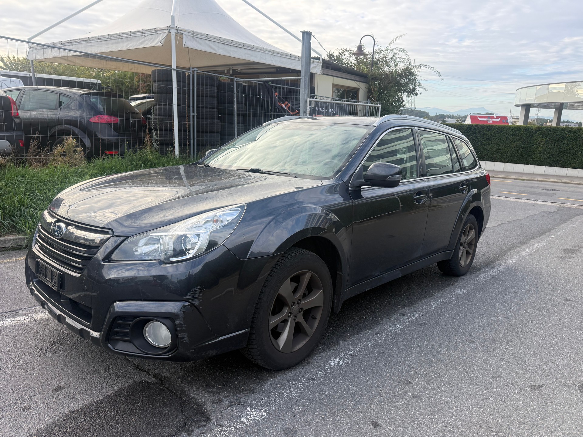 SUBARU Outback 2.5i Limited AWD Lineartronic-image-2