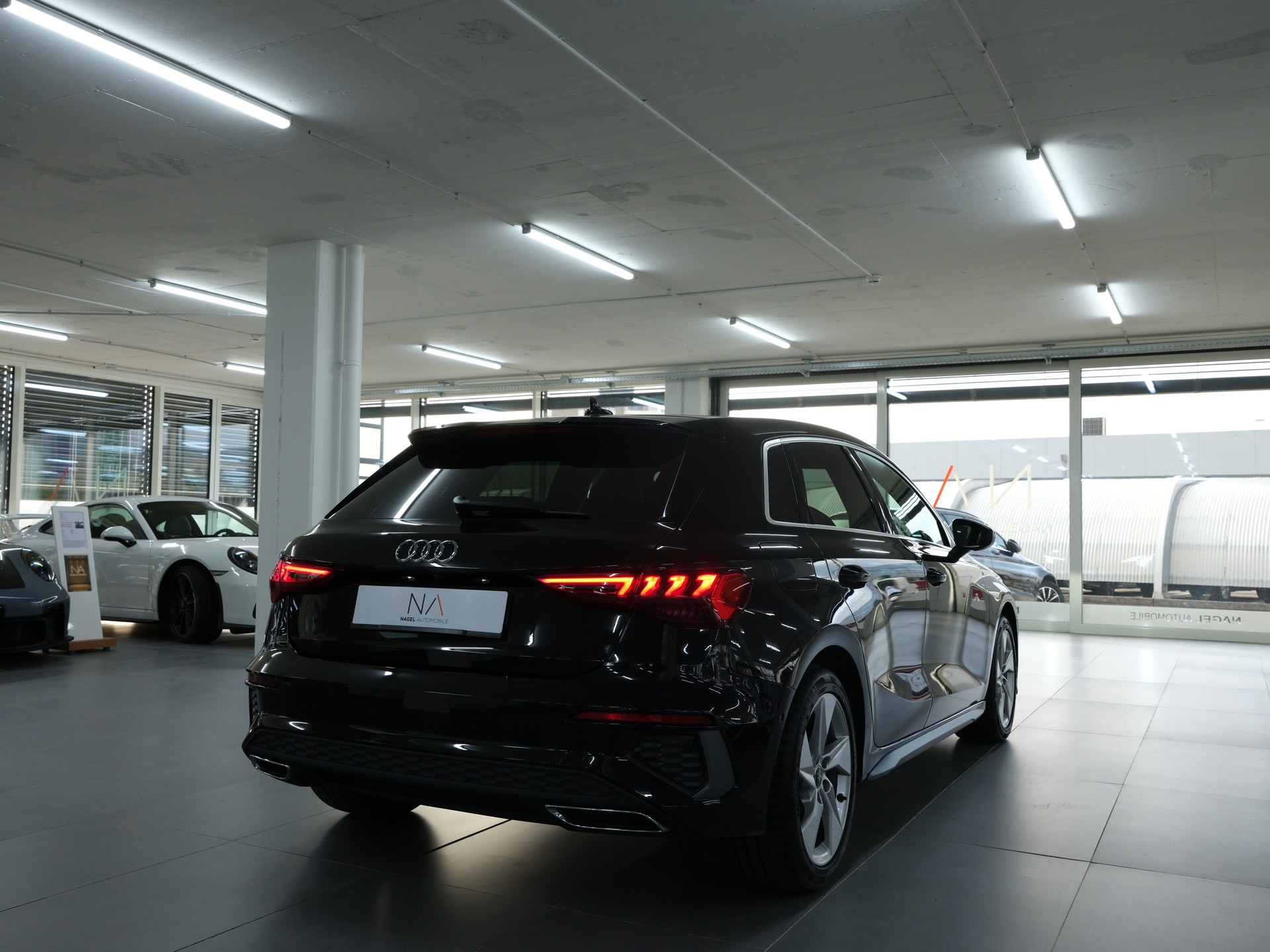 AUDI A3 Sportback 35 TFSI advanced Attraction S-tronic *CarPlay* *360 Kamera* *Werksgarantie*-image-2