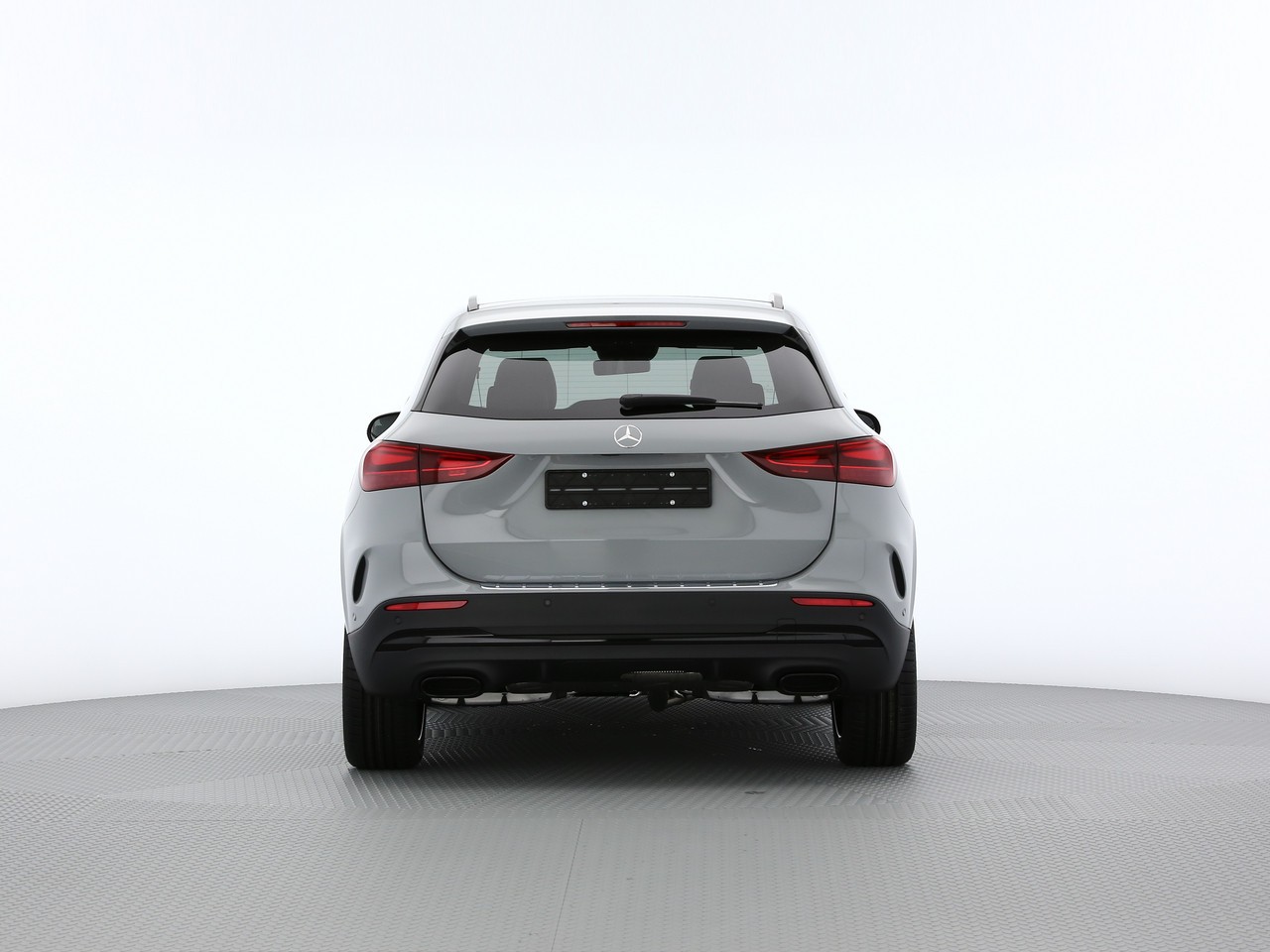 MERCEDES-BENZ GLA 200 7G-DCT-image-3