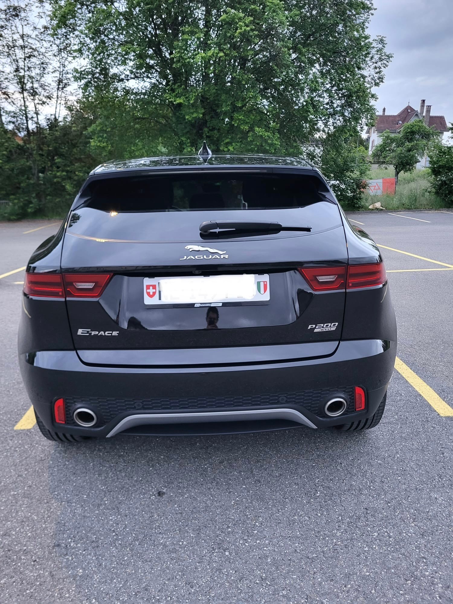 JAGUAR 2.0 T 200 S AWD-image-1