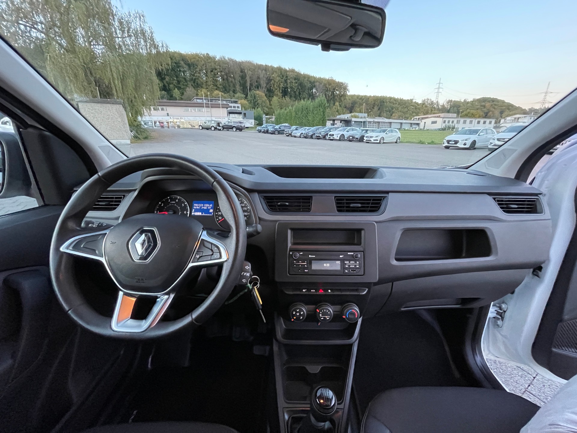 RENAULT Express 1.5 Blue dCi 75 Access-image-8