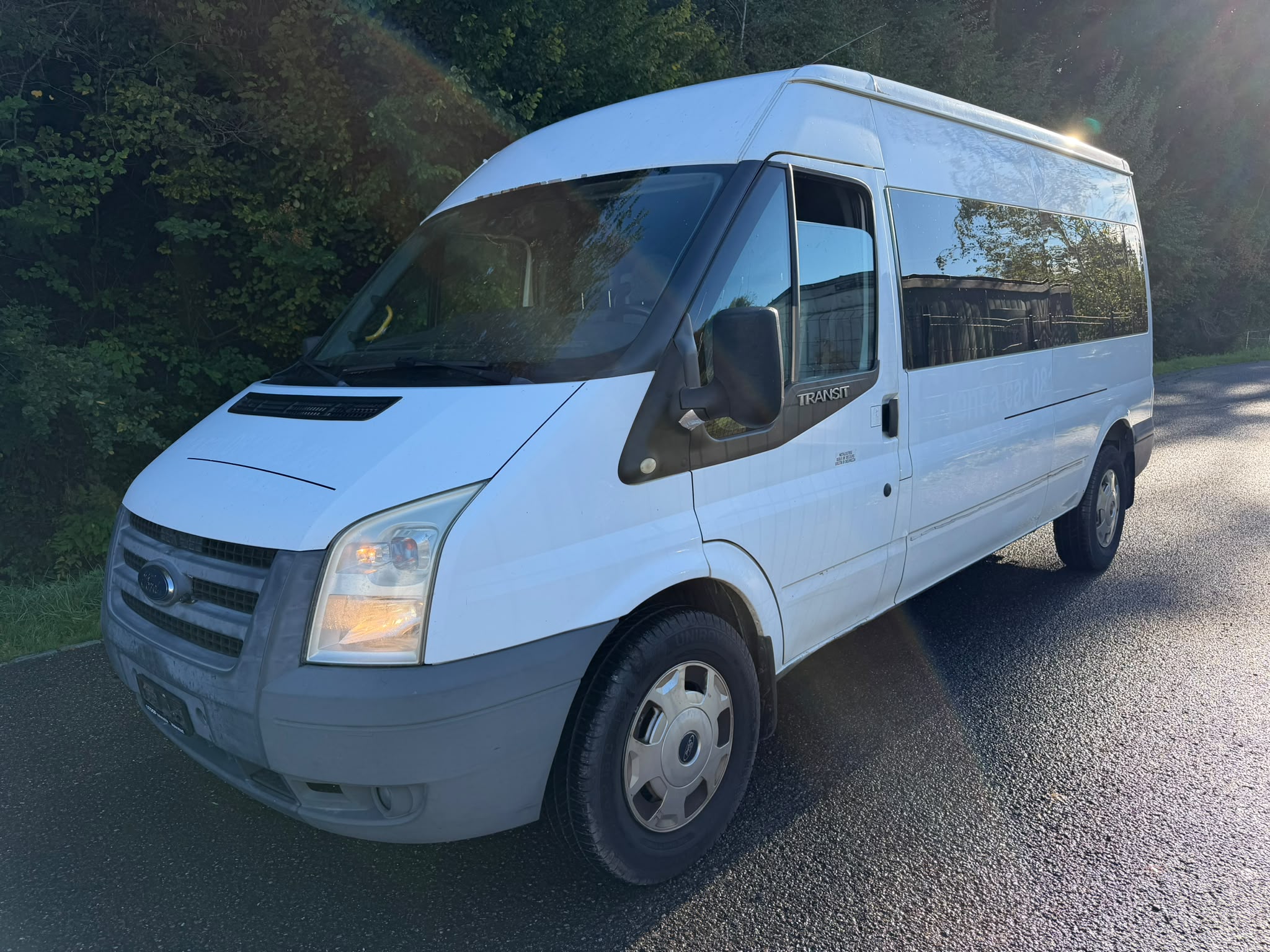 Car photo