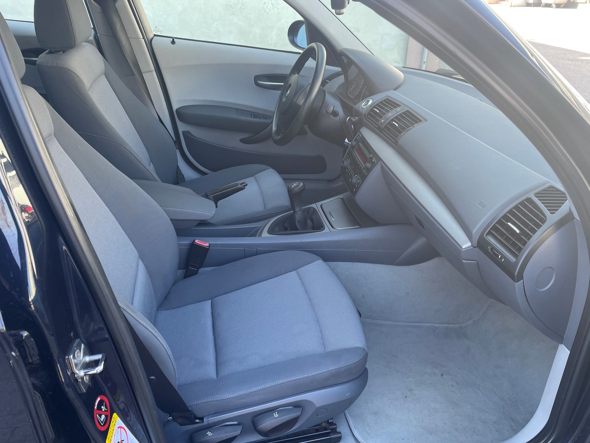 BMW 118d-image-6