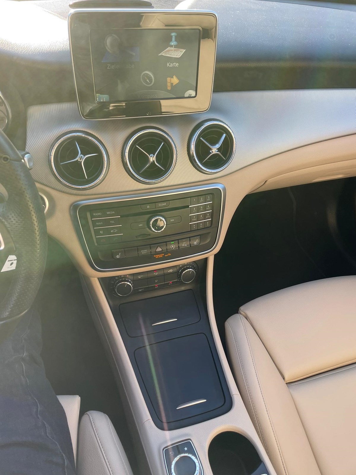 MERCEDES-BENZ CLA Shooting Brake 200 Night Star 7G-DCT-image-11